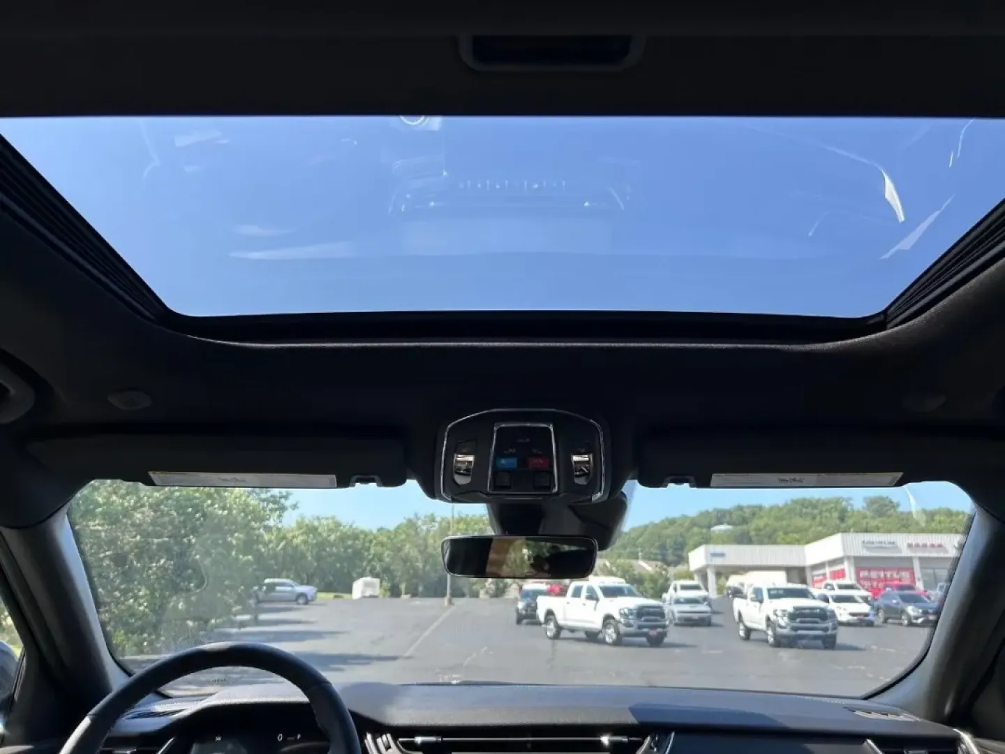 2025 /Global Black Leather Trimmed Jeep Grand Cherokee Altitude X (1C4RJHAG5SC) with an 3.6L V6 24V VVT UPG I engine, Automatic transmission, located at 970 Woodlawn Dr., Farmington, MO, 63640, (573) 431-7800, 37.825642, -90.468674 - **Discover Your Adventure with the 2025 Jeep Grand Cherokee Altitude X** <br /> <br /> Are you ready to elevate your daily drive and set off on thrilling weekend adventures? The 2025 Jeep Grand Cherokee Altitude X is more than just a vehicle; it's a lifestyle choice, perfect for families, commuters, - Photo#10