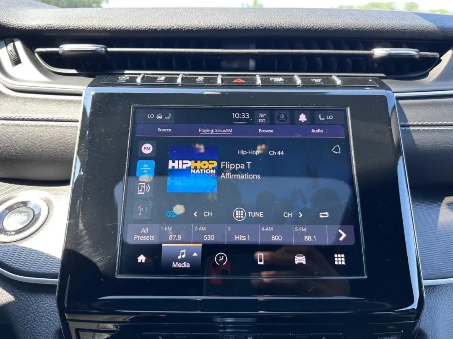 2025 /Global Black Leather Trimmed Jeep Grand Cherokee Altitude X (1C4RJHAG5SC) with an 3.6L V6 24V VVT UPG I engine, Automatic transmission, located at 970 Woodlawn Dr., Farmington, MO, 63640, (573) 431-7800, 37.825642, -90.468674 - **Discover Your Adventure with the 2025 Jeep Grand Cherokee Altitude X** <br /> <br /> Are you ready to elevate your daily drive and set off on thrilling weekend adventures? The 2025 Jeep Grand Cherokee Altitude X is more than just a vehicle; it's a lifestyle choice, perfect for families, commuters, - Photo#15