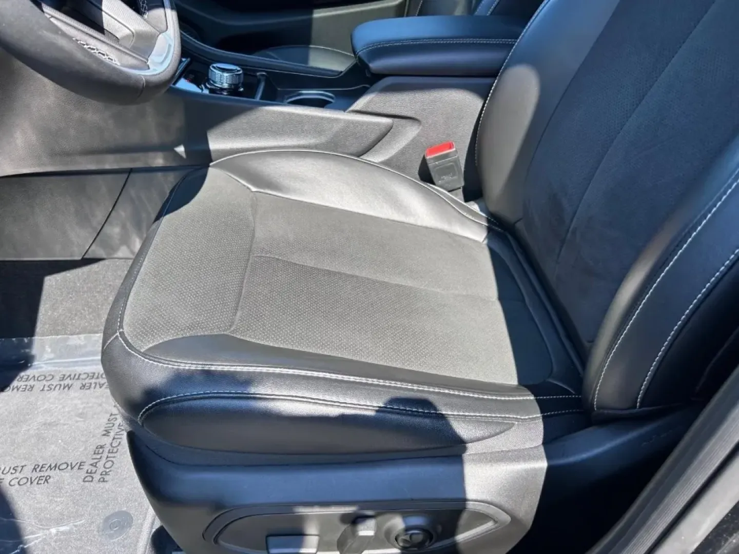 2025 /Global Black Leather Trimmed Jeep Grand Cherokee Altitude X (1C4RJHAG5SC) with an 3.6L V6 24V VVT UPG I engine, Automatic transmission, located at 970 Woodlawn Dr., Farmington, MO, 63640, (573) 431-7800, 37.825642, -90.468674 - **Discover Your Adventure with the 2025 Jeep Grand Cherokee Altitude X** <br /> <br /> Are you ready to elevate your daily drive and set off on thrilling weekend adventures? The 2025 Jeep Grand Cherokee Altitude X is more than just a vehicle; it's a lifestyle choice, perfect for families, commuters, - Photo#20