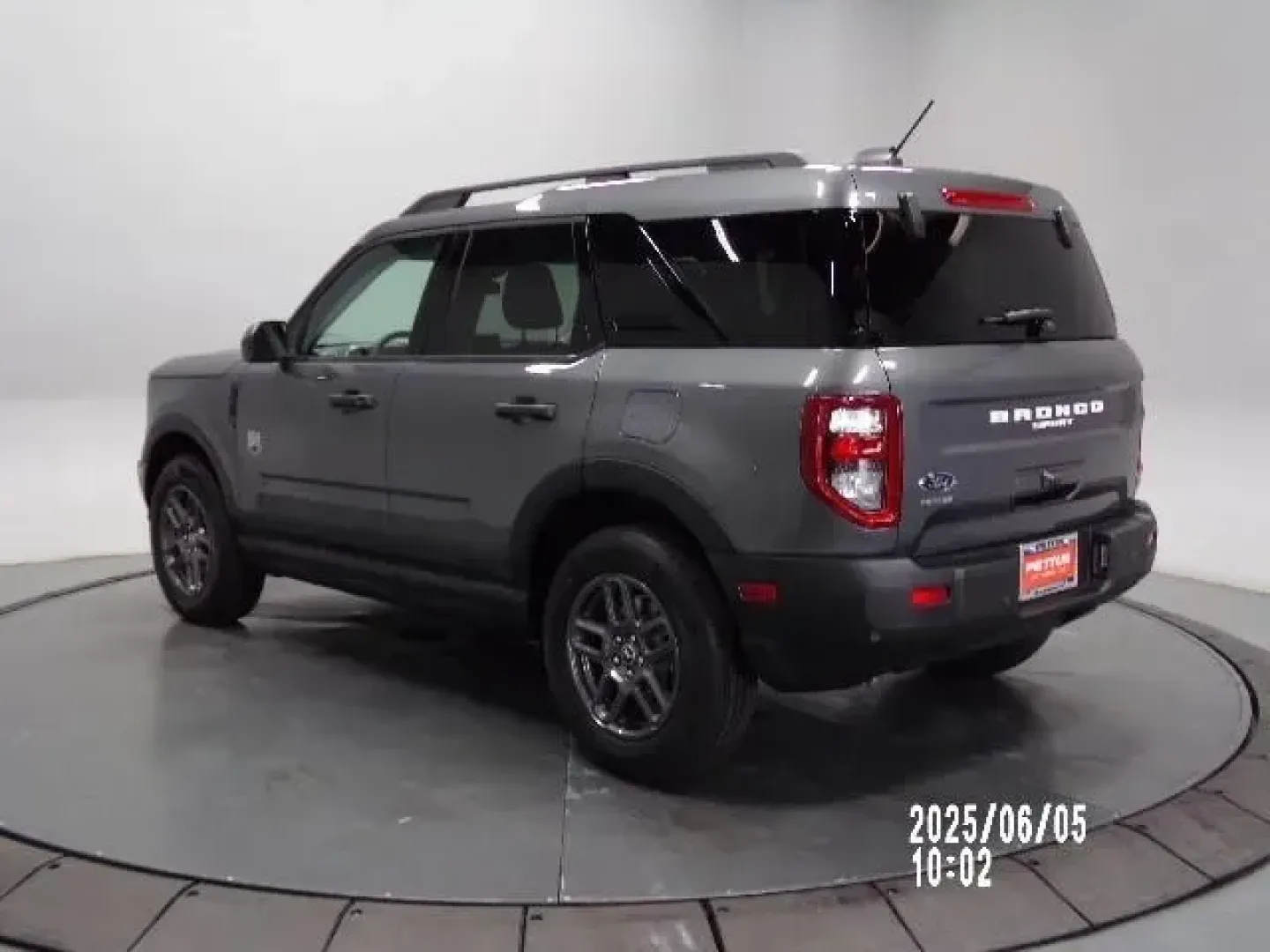 2025 /Medium Lt Smoked Truffle Cloth Ford Bronco Sport Big Bend (3FMCR9BN9SR) with an 1.5L EcoBoost engine, Automatic transmission, located at 12836 Highway 21, De Soto, MO, 63020, (636) 337-7777, 38.151867, -90.575615 - ### Discover Adventure with the 2025 Ford Bronco Sport Big Bend at Pettus Ford De Soto!<br /> <br /> If you're an outdoor enthusiast or a growing family seeking memorable adventures, the 2025 Ford Bronco Sport Big Bend is your ideal companion. With its rugged design and versatile capabilities, this - Photo#5
