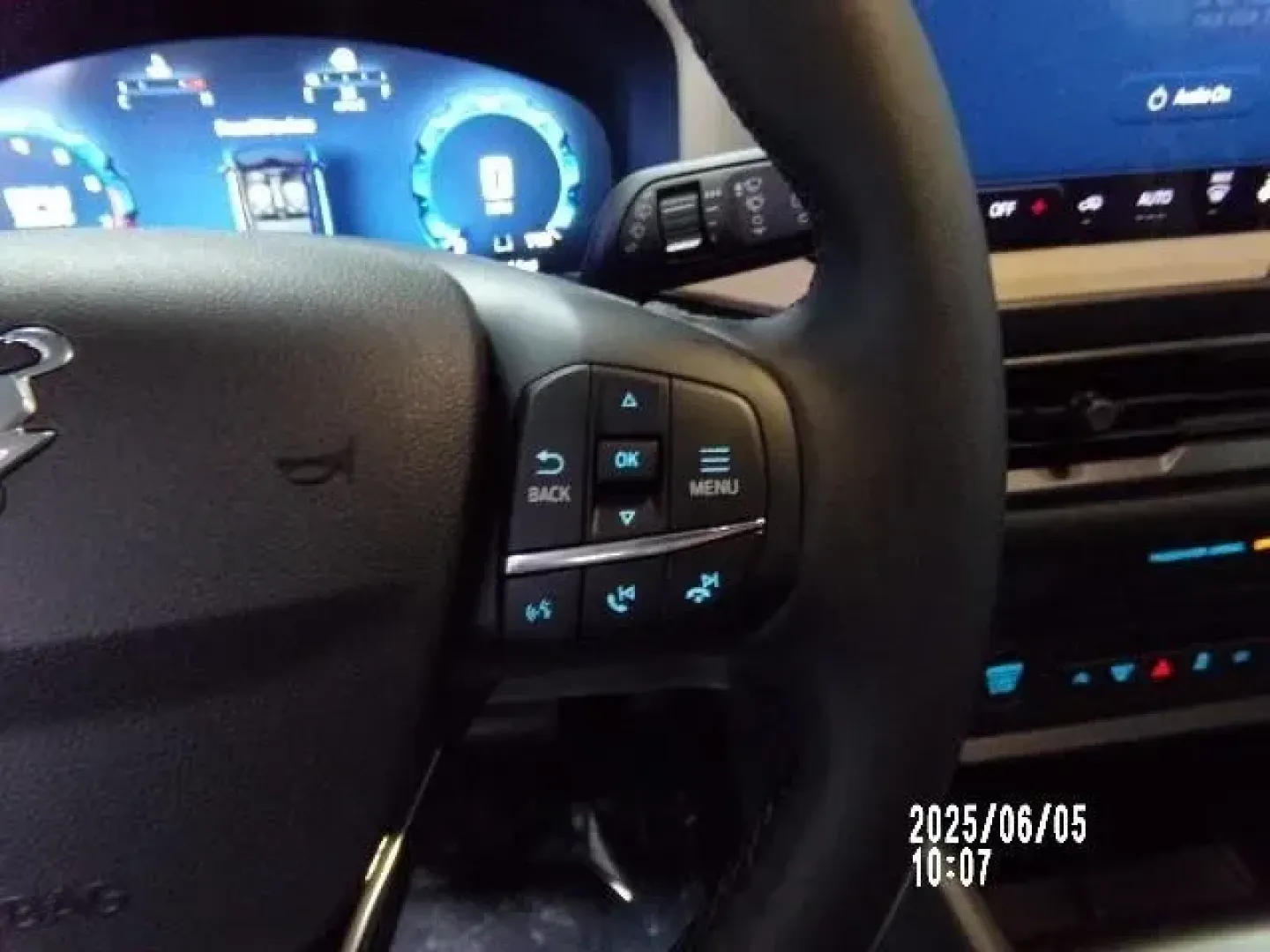 2025 /Medium Lt Smoked Truffle Cloth Ford Bronco Sport Big Bend (3FMCR9BN9SR) with an 1.5L EcoBoost engine, Automatic transmission, located at 12836 Highway 21, De Soto, MO, 63020, (636) 337-7777, 38.151867, -90.575615 - ### Discover Adventure with the 2025 Ford Bronco Sport Big Bend at Pettus Ford De Soto!<br /> <br /> If you're an outdoor enthusiast or a growing family seeking memorable adventures, the 2025 Ford Bronco Sport Big Bend is your ideal companion. With its rugged design and versatile capabilities, this - Photo#14