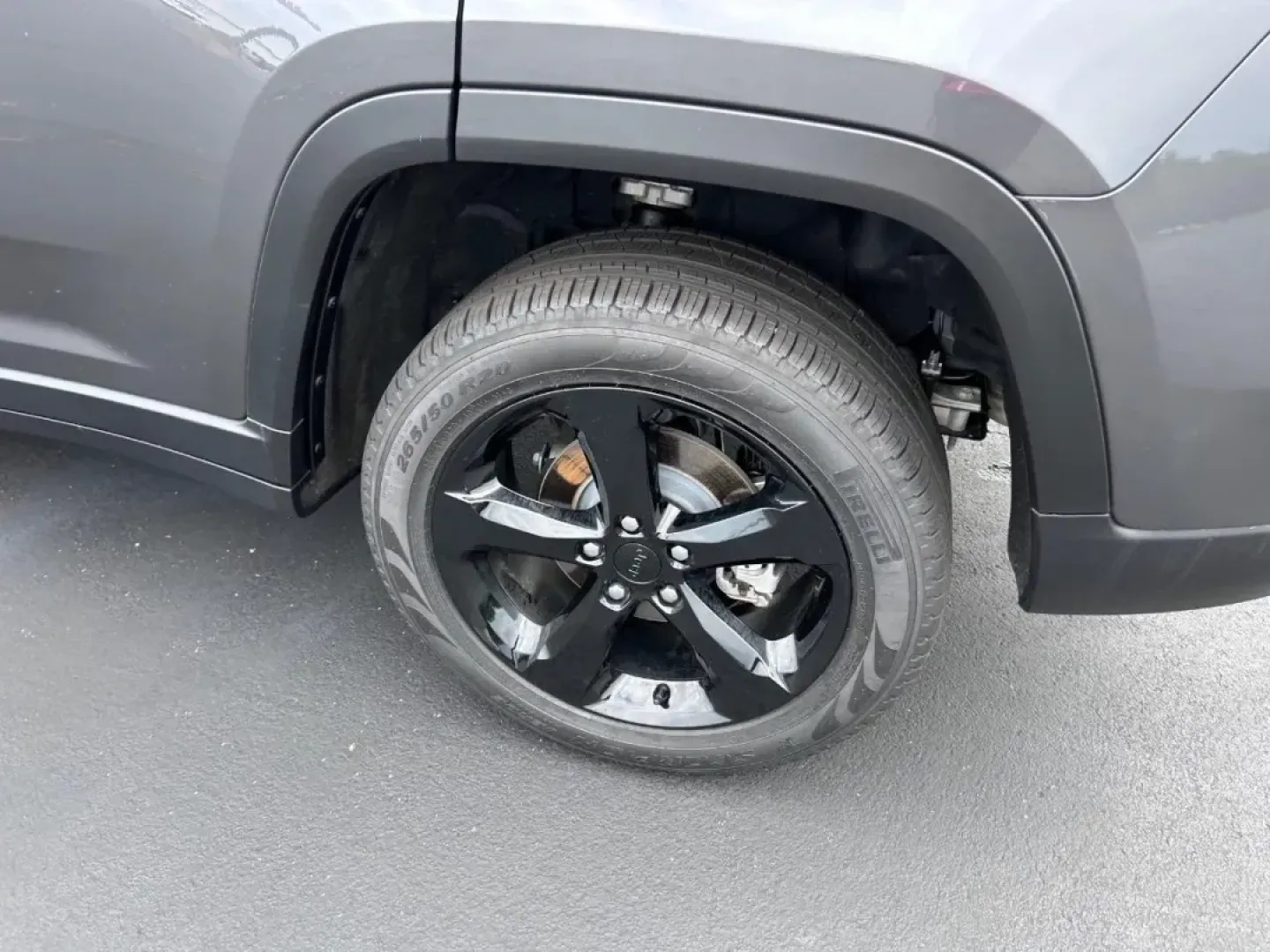2025 /Global Black Leather Jeep Grand Cherokee Limited (1C4RJHBG0SC) with an 3.6L V6 24V VVT UPG I engine, located at 970 Woodlawn Dr., Farmington, MO, 63640, (573) 431-7800, 37.825642, -90.468674 - Elevate your adventures with the 2025 Jeep Grand Cherokee Limited, a sophisticated SUV that seamlessly blends rugged capability with refined comfort. Whether you're navigating the bustling streets of Farmington or embarking on a family road trip to explore the scenic Ozarks, this vehicle is designed - Photo#6
