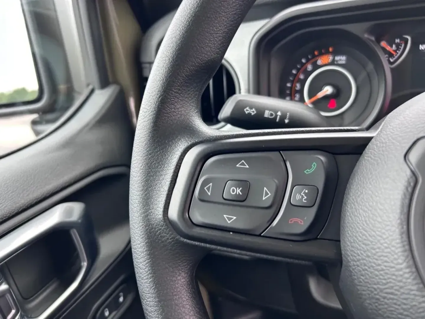 2025 /Black Cloth Jeep Wrangler Sport (1C4PJXAN4SW) with an 2.0L Turbocharged engine, located at 970 Woodlawn Dr., Farmington, MO, 63640, (573) 431-7800, 37.825642, -90.468674 - **Adventure Awaits: Explore the 2025 Jeep Wrangler at Pettus CDJR Farmington!**<br /> <br /> If you're ready to elevate your weekend adventures or daily commutes, look no further than the stunning 2025 Jeep Wrangler available at Pettus CDJR Farmington. This sport utility vehicle is perfect for thril - Photo#11