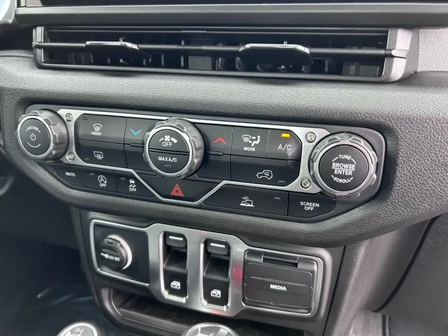 2025 /Black Cloth Jeep Wrangler Sport (1C4PJXAN4SW) with an 2.0L Turbocharged engine, located at 970 Woodlawn Dr., Farmington, MO, 63640, (573) 431-7800, 37.825642, -90.468674 - **Adventure Awaits: Explore the 2025 Jeep Wrangler at Pettus CDJR Farmington!**<br /> <br /> If you're ready to elevate your weekend adventures or daily commutes, look no further than the stunning 2025 Jeep Wrangler available at Pettus CDJR Farmington. This sport utility vehicle is perfect for thril - Photo#14