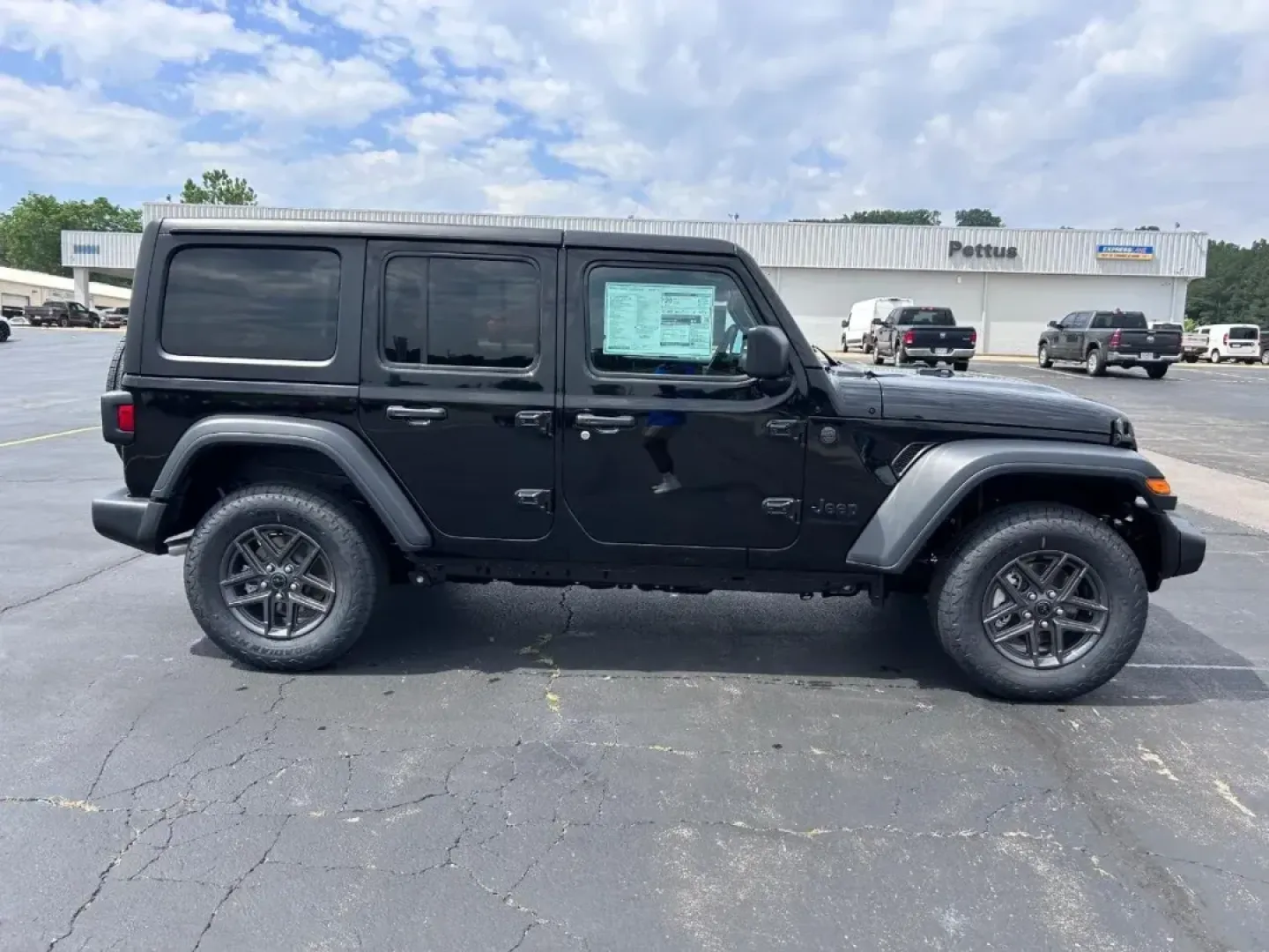 2025 /Black Cloth Jeep Wrangler Sport S (1C4PJXDG8SW) with an 3.6L V6 24V VVT UPG I engine, located at 970 Woodlawn Dr., Farmington, MO, 63640, (573) 431-7800, 37.825642, -90.468674 - Experience the thrill of adventure with the 2025 Jeep Wrangler Sport S, the perfect companion for weekend escapades and off-road journeys. Whether you're navigating the rugged trails of the Ozarks or cruising through the scenic views around Farmington, MO, this SUV is designed to elevate your lifest - Photo#1