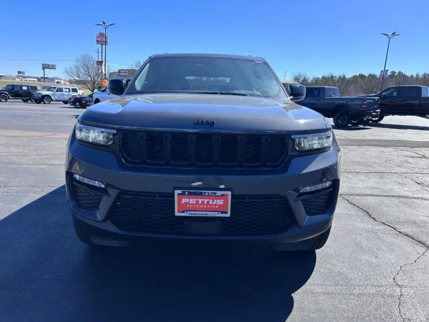 2025 /Global Black Leather Jeep Grand Cherokee Limited (1C4RJHBG1SC) with an 3.6L V6 24V VVT UPG I engine, located at 970 Woodlawn Dr., Farmington, MO, 63640, (573) 431-7800, 37.825642, -90.468674 - **Explore Life's Adventures with the 2025 Jeep Grand Cherokee at Pettus CDJR Farmington!**<br /> <br /> Are you ready to elevate your lifestyle? Picture this: the open road ahead, your family comfortably settled in a spacious, luxurious SUV, and the thrill of exploration at your fingertips. The 2025 - Photo#7