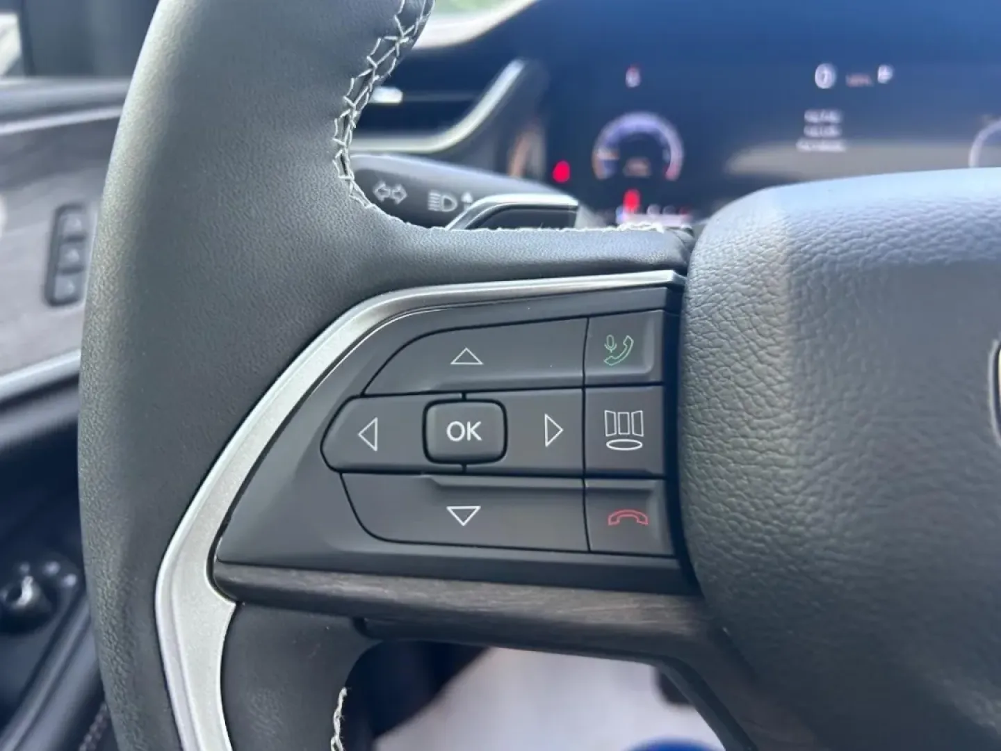 2025 /Global Black Leather Jeep Grand Cherokee Limited (1C4RJKBG0S8) with an 3.6L V6 24V VVT UPG I engine, located at 970 Woodlawn Dr., Farmington, MO, 63640, (573) 431-7800, 37.825642, -90.468674 - ### Unleash Adventure with the 2025 Jeep Grand Cherokee L Limited at Pettus CDJR Farmington!<br /> <br /> Are you ready to elevate your lifestyle with a vehicle that combines luxury, performance, and off-road capability? The 2025 Jeep Grand Cherokee L Limited is your ticket to thrilling weekend geta - Photo#15