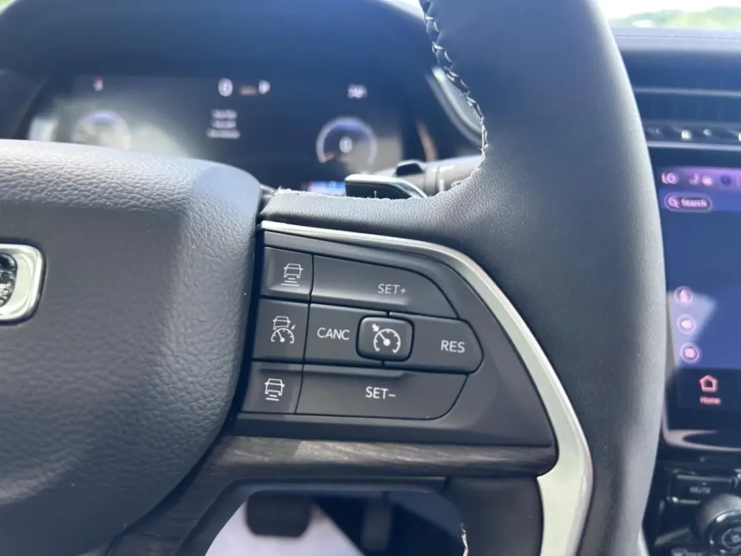 2025 /Global Black Leather Jeep Grand Cherokee Limited (1C4RJKBG0S8) with an 3.6L V6 24V VVT UPG I engine, located at 970 Woodlawn Dr., Farmington, MO, 63640, (573) 431-7800, 37.825642, -90.468674 - ### Unleash Adventure with the 2025 Jeep Grand Cherokee L Limited at Pettus CDJR Farmington!<br /> <br /> Are you ready to elevate your lifestyle with a vehicle that combines luxury, performance, and off-road capability? The 2025 Jeep Grand Cherokee L Limited is your ticket to thrilling weekend geta - Photo#16