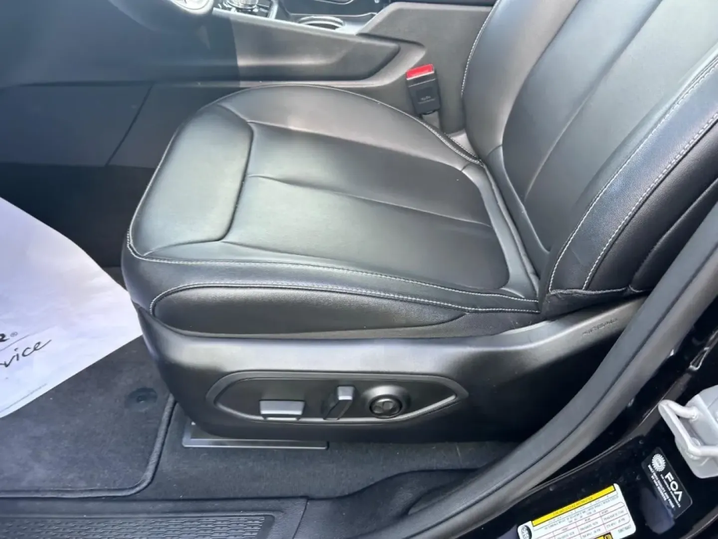 2025 /Global Black Leather Jeep Grand Cherokee Limited (1C4RJKBG0S8) with an 3.6L V6 24V VVT UPG I engine, located at 970 Woodlawn Dr., Farmington, MO, 63640, (573) 431-7800, 37.825642, -90.468674 - ### Unleash Adventure with the 2025 Jeep Grand Cherokee L Limited at Pettus CDJR Farmington!<br /> <br /> Are you ready to elevate your lifestyle with a vehicle that combines luxury, performance, and off-road capability? The 2025 Jeep Grand Cherokee L Limited is your ticket to thrilling weekend geta - Photo#23