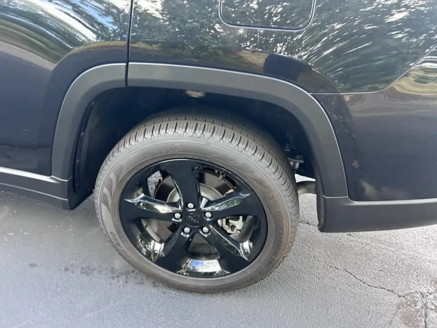 2025 /Global Black Leather Jeep Grand Cherokee Limited (1C4RJKBG0S8) with an 3.6L V6 24V VVT UPG I engine, located at 970 Woodlawn Dr., Farmington, MO, 63640, (573) 431-7800, 37.825642, -90.468674 - ### Unleash Adventure with the 2025 Jeep Grand Cherokee L Limited at Pettus CDJR Farmington!<br /> <br /> Are you ready to elevate your lifestyle with a vehicle that combines luxury, performance, and off-road capability? The 2025 Jeep Grand Cherokee L Limited is your ticket to thrilling weekend geta - Photo#6