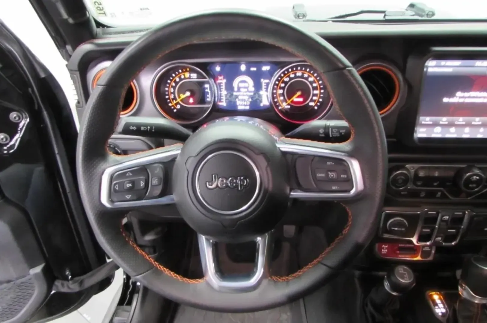 2023 /Black Jeep Gladiator Mojave (1C6JJTEG0PL) with an Other engine, located at 12836 Highway 21, De Soto, MO, 63020, (636) 337-7777, 38.151867, -90.575615 - **Conquer the Great Outdoors with the 2023 Jeep Gladiator 4WD Mojave at Pettus Ford De Soto!**<br /> <br /> Are you ready to elevate your outdoor adventures? The 2023 Jeep Gladiator 4WD Mojave is the ultimate vehicle for thrill-seekers and weekend explorers in De Soto, MO. Whether you're planning a - Photo#16