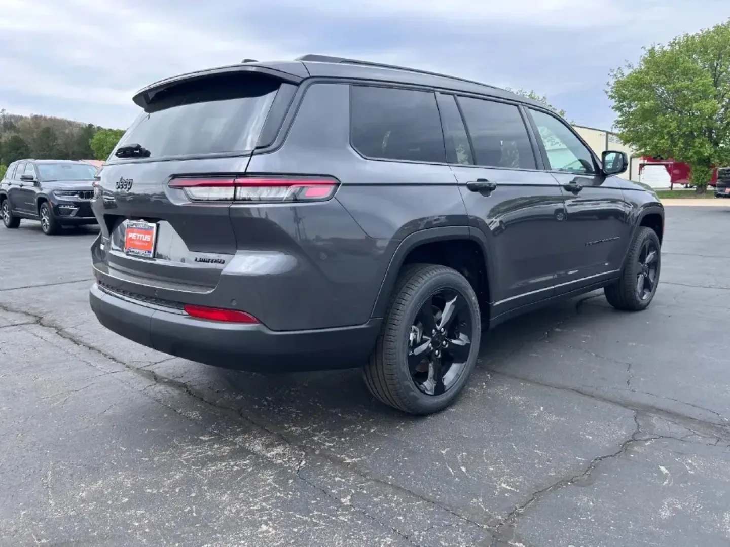 2025 /Global Black Leather Jeep Grand Cherokee Limited (1C4RJKBG7S8) with an 3.6L V6 24V VVT UPG I engine, located at 970 Woodlawn Dr., Farmington, MO, 63640, (573) 431-7800, 37.825642, -90.468674 - **Explore the Open Road with the 2025 Jeep Grand Cherokee L Your Family's Adventure Awaits!**<br /> <br /> Are you ready to elevate your family road trips and weekend getaways? The 2025 Jeep Grand Cherokee L is the perfect companion for those who seek comfort, style, and versatility in their advent - Photo#1