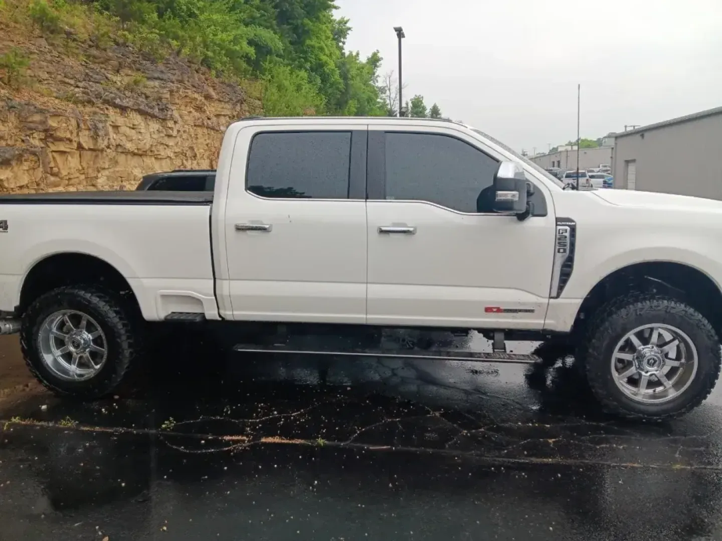 2024 /Medium Dark Slate Leather Ford F-250SD Platinum (1FT8W2BM3RE) with an Other engine, located at 12830 Highway 21, De Soto, MO, 63020, (636) 337-7777, 38.153099, -90.573624 - USED 2024 Ford F-250SD Platinum from Pettus Chrysler Dodge Jeep Ram De Soto, De Soto MO. - Photo#3
