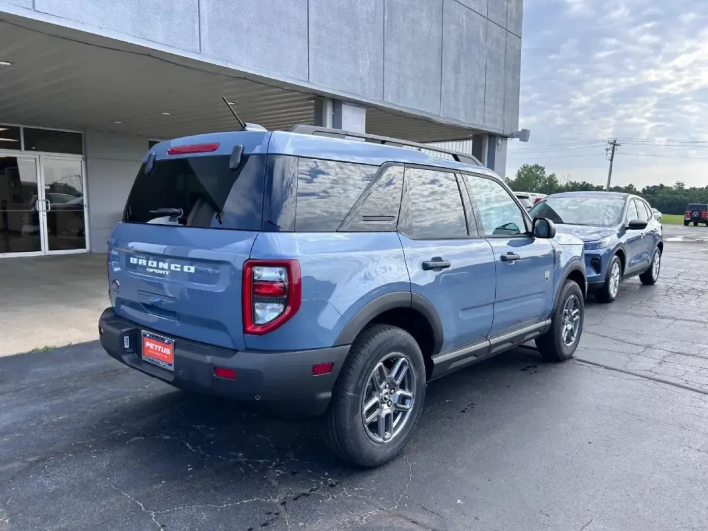 2025 /Medium Lt Smoked Truffle Cloth Ford Bronco Sport Big Bend (3FMCR9BN2SR) with an 1.5L EcoBoost engine, Automatic transmission, located at 141 Commercial Dr, Fredericktown, MO, 63645, (573) 783-6432, 37.570087, -90.320648 - ### Conquer the Great Outdoors in the 2025 Ford Bronco Sport Big Bend!<br /> <br /> Are you an adventure seeker, a weekend warrior, or a family looking to explore the wonders of nature? Look no further than the 2025 Ford Bronco Sport Big Bend, available now at Pettus Ford Fredericktown! This rugged - Photo#2
