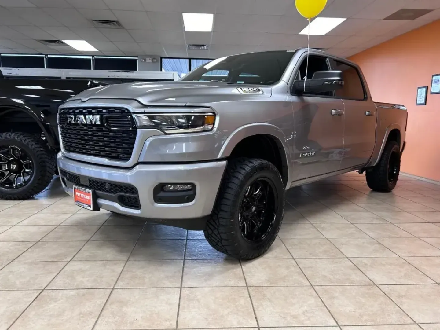 2025 /Diesel Gray/Black Cloth Ram 1500 Big Horn/Lone Star (1C6RRFFG2SN) with an 3.6L V6 24V VVT eTorque UPG I engine, located at 970 Woodlawn Dr., Farmington, MO, 63640, (573) 431-7800, 37.825642, -90.468674 - **Experience Adventure with the 2025 Ram 1500 Big Horn/Lone Star at Pettus CDJR Farmington!**<br /> <br /> Are you ready to elevate your weekend adventures and tackle your daily commute with confidence? Whether you're a growing family looking for a spacious ride, a weekend warrior seeking the perfec - Photo#20