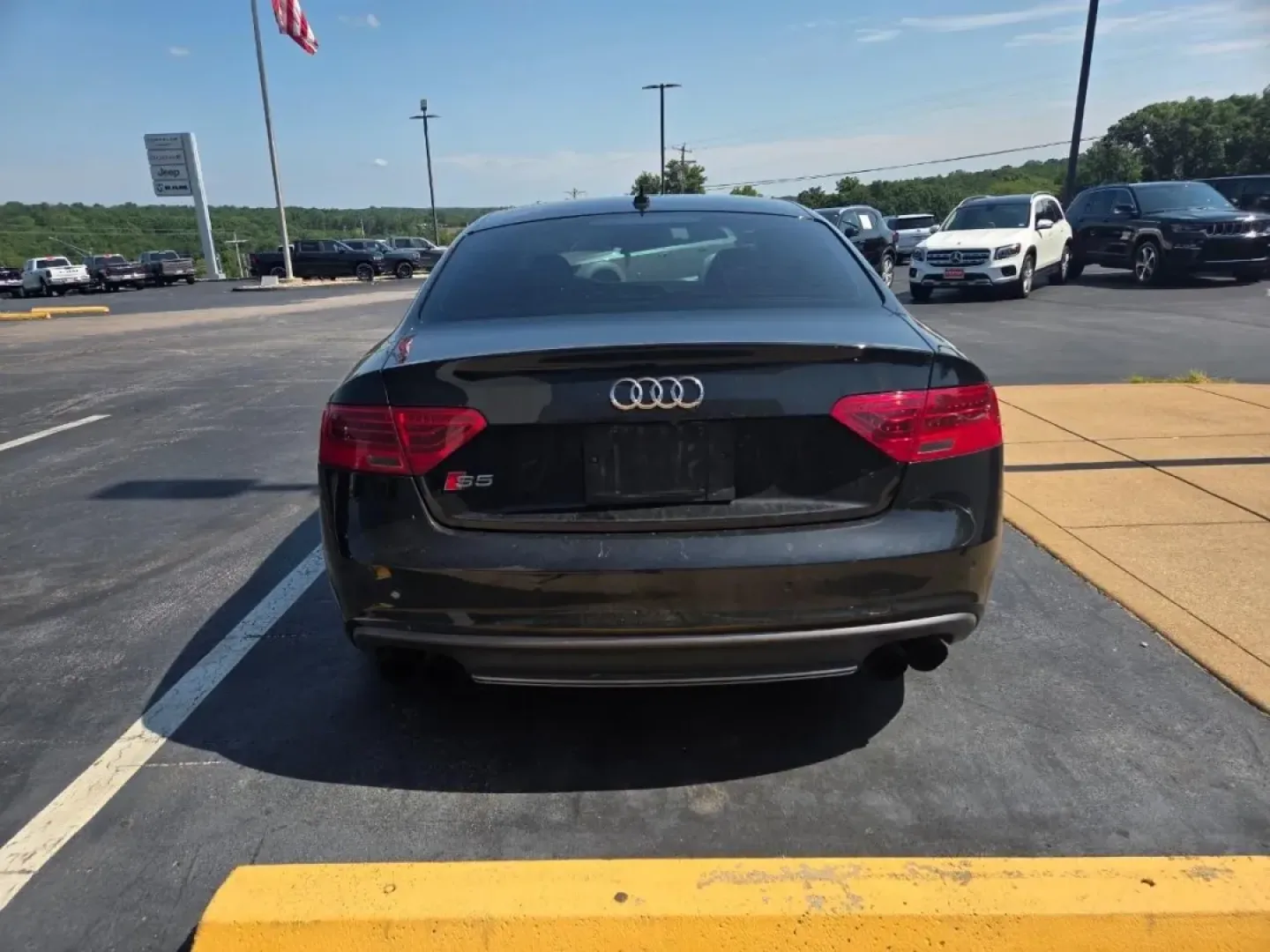 2013 Audi S5 3.0T Premium Plus quattro (WAUCGAFR6DA) with an Other engine, located at 12830 Highway 21, De Soto, MO, 63020, (636) 337-7777, 38.153099, -90.573624 - **Unleash Your Adventurous Spirit with the 2013 Audi S5 Premium Plus Perfect for Weekend Getaways!**<br /> <br /> Are you ready to elevate your driving experience and embrace the thrill of the open road? The 2013 Audi S5 Premium Plus is not just a car; it's a lifestyle choice for those who crave ex - Photo#3