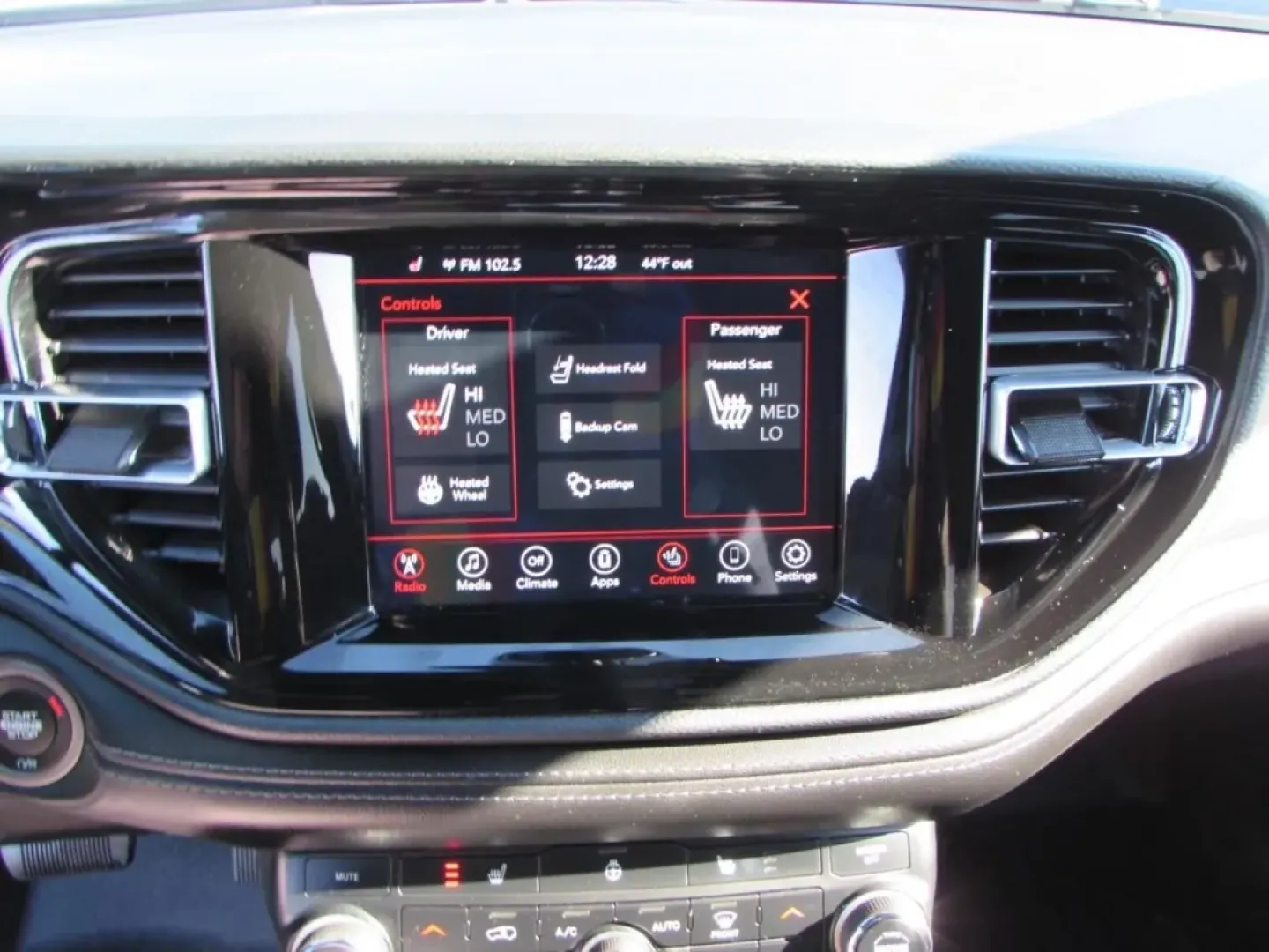 2024 /Black Dodge Durango SXT (1C4RDJAG4RC) with an 3.6L V6 DOHC 24V engine, Automatic transmission, located at 12830 Highway 21, De Soto, MO, 63020, (636) 337-7777, 38.153099, -90.573624 - Are you ready to elevate your family adventures or weekend getaways? Look no further than this stunning 2024 Dodge Durango, now available at Pettus CDJR DeSoto! With its spacious interior, powerful performance, and advanced technology, this SUV is the perfect blend of comfort and capability, making - Photo#18