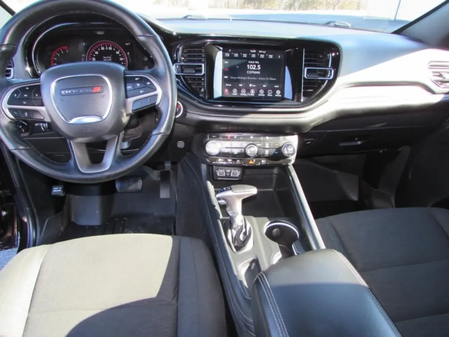 2024 /Black Dodge Durango SXT (1C4RDJAG4RC) with an 3.6L V6 DOHC 24V engine, Automatic transmission, located at 12830 Highway 21, De Soto, MO, 63020, (636) 337-7777, 38.153099, -90.573624 - Are you ready to elevate your family adventures or weekend getaways? Look no further than this stunning 2024 Dodge Durango, now available at Pettus CDJR DeSoto! With its spacious interior, powerful performance, and advanced technology, this SUV is the perfect blend of comfort and capability, making - Photo#21