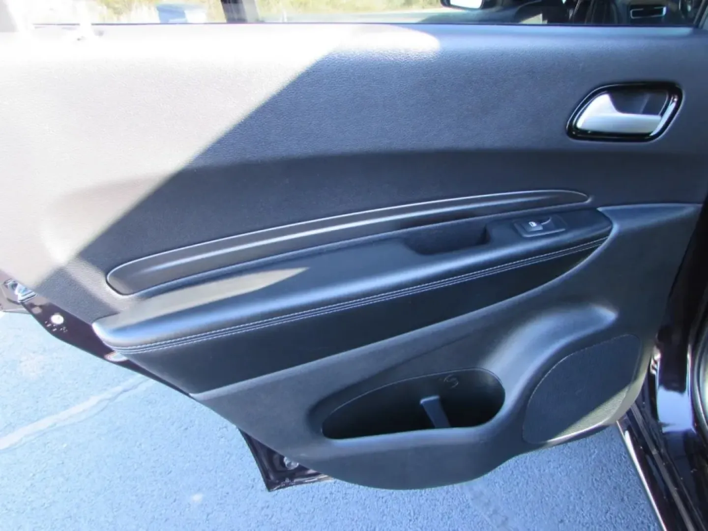 2024 /Black Dodge Durango SXT (1C4RDJAG4RC) with an 3.6L V6 DOHC 24V engine, Automatic transmission, located at 12830 Highway 21, De Soto, MO, 63020, (636) 337-7777, 38.153099, -90.573624 - Are you ready to elevate your family adventures or weekend getaways? Look no further than this stunning 2024 Dodge Durango, now available at Pettus CDJR DeSoto! With its spacious interior, powerful performance, and advanced technology, this SUV is the perfect blend of comfort and capability, making - Photo#22