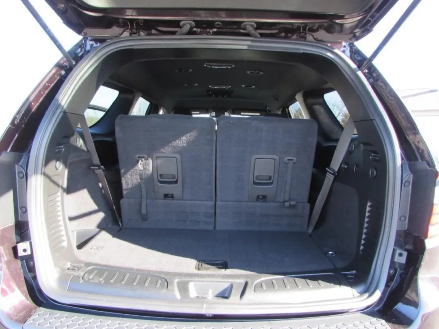 2024 /Black Dodge Durango SXT (1C4RDJAG4RC) with an 3.6L V6 DOHC 24V engine, Automatic transmission, located at 12830 Highway 21, De Soto, MO, 63020, (636) 337-7777, 38.153099, -90.573624 - Are you ready to elevate your family adventures or weekend getaways? Look no further than this stunning 2024 Dodge Durango, now available at Pettus CDJR DeSoto! With its spacious interior, powerful performance, and advanced technology, this SUV is the perfect blend of comfort and capability, making - Photo#26