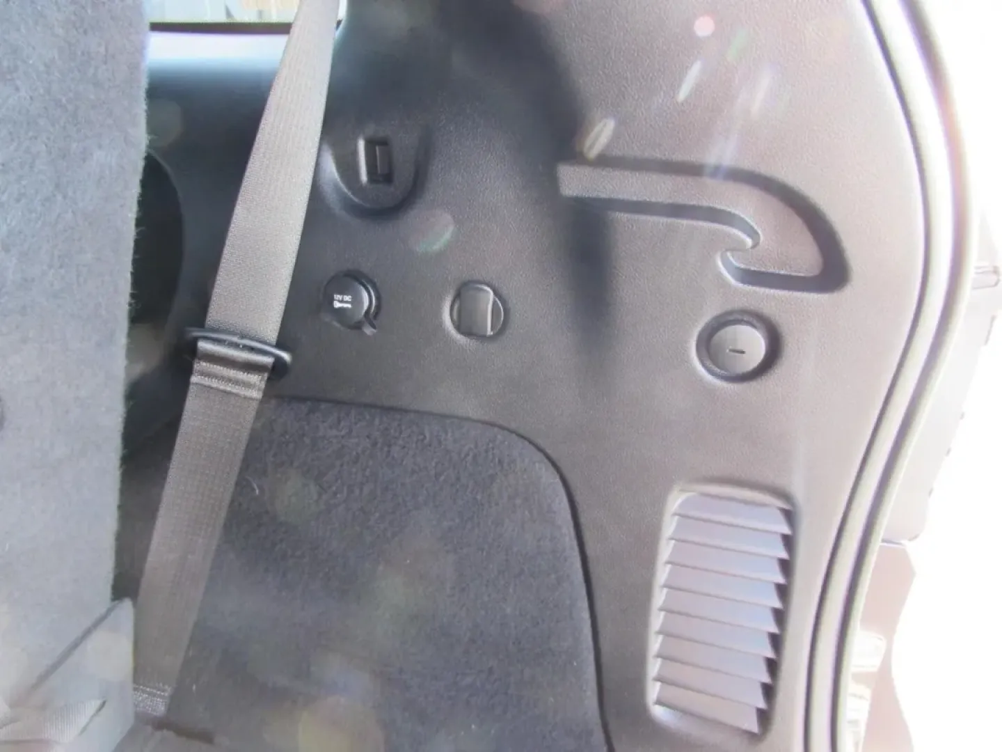 2024 /Black Dodge Durango SXT (1C4RDJAG4RC) with an 3.6L V6 DOHC 24V engine, Automatic transmission, located at 12830 Highway 21, De Soto, MO, 63020, (636) 337-7777, 38.153099, -90.573624 - Are you ready to elevate your family adventures or weekend getaways? Look no further than this stunning 2024 Dodge Durango, now available at Pettus CDJR DeSoto! With its spacious interior, powerful performance, and advanced technology, this SUV is the perfect blend of comfort and capability, making - Photo#27