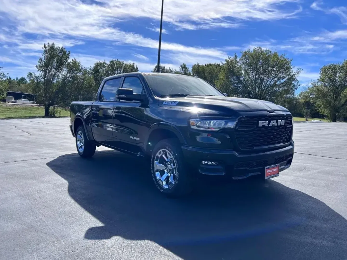 2025 /Diesel Gray/Black Cloth Ram 1500 Big Horn/Lone Star (1C6SRFFP5SN) with an 3.0L Straight 6 Turbocharged engine, located at 970 Woodlawn Dr., Farmington, MO, 63640, (573) 431-7800, 37.825642, -90.468674 - Are you ready to take your adventures to the next level? Whether you're hauling gear for a weekend camping trip, navigating the daily commute, or simply running errands around Farmington, the 2025 Ram 1500 Big Horn/Lone Star is the perfect companion. This robust truck offers impressive versatility a - Photo#21