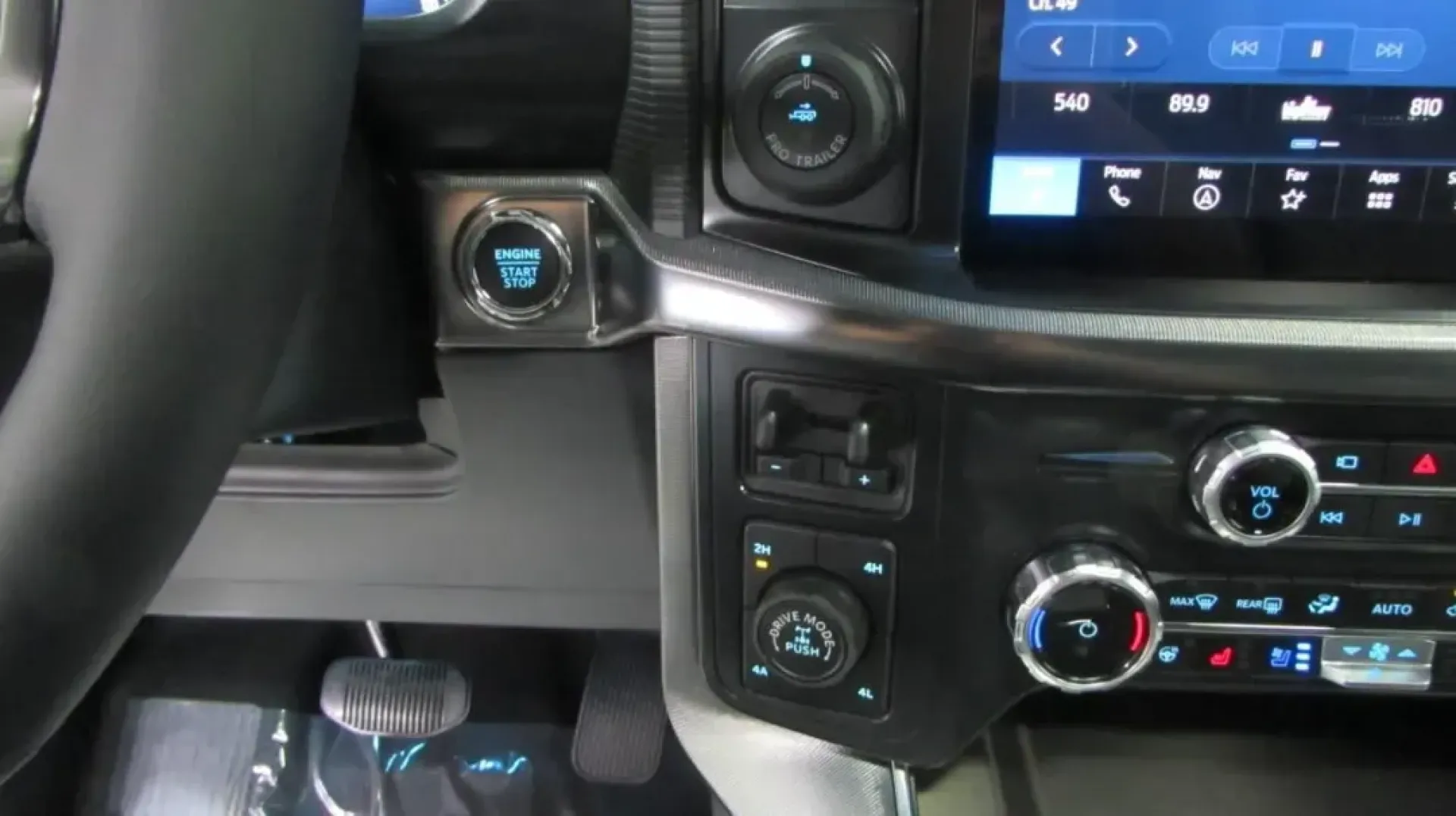2025 /Smoked Truffle Leather Ford F-150 Platinum (1FTFW7LD4SF) with an 3.5L V6 Turbocharged engine, located at 12836 Highway 21, De Soto, MO, 63020, (636) 337-7777, 38.151867, -90.575615 - **Unleash Adventure with the 2025 Ford F-150 Platinum Your Ultimate Truck Awaits!**<br /> <br /> Looking for a truck that can seamlessly integrate into your active lifestyle? The 2025 Ford F-150 Platinum is not just a vehicle; it's a statement of power, versatility, and style. Perfect for weekend a - Photo#24