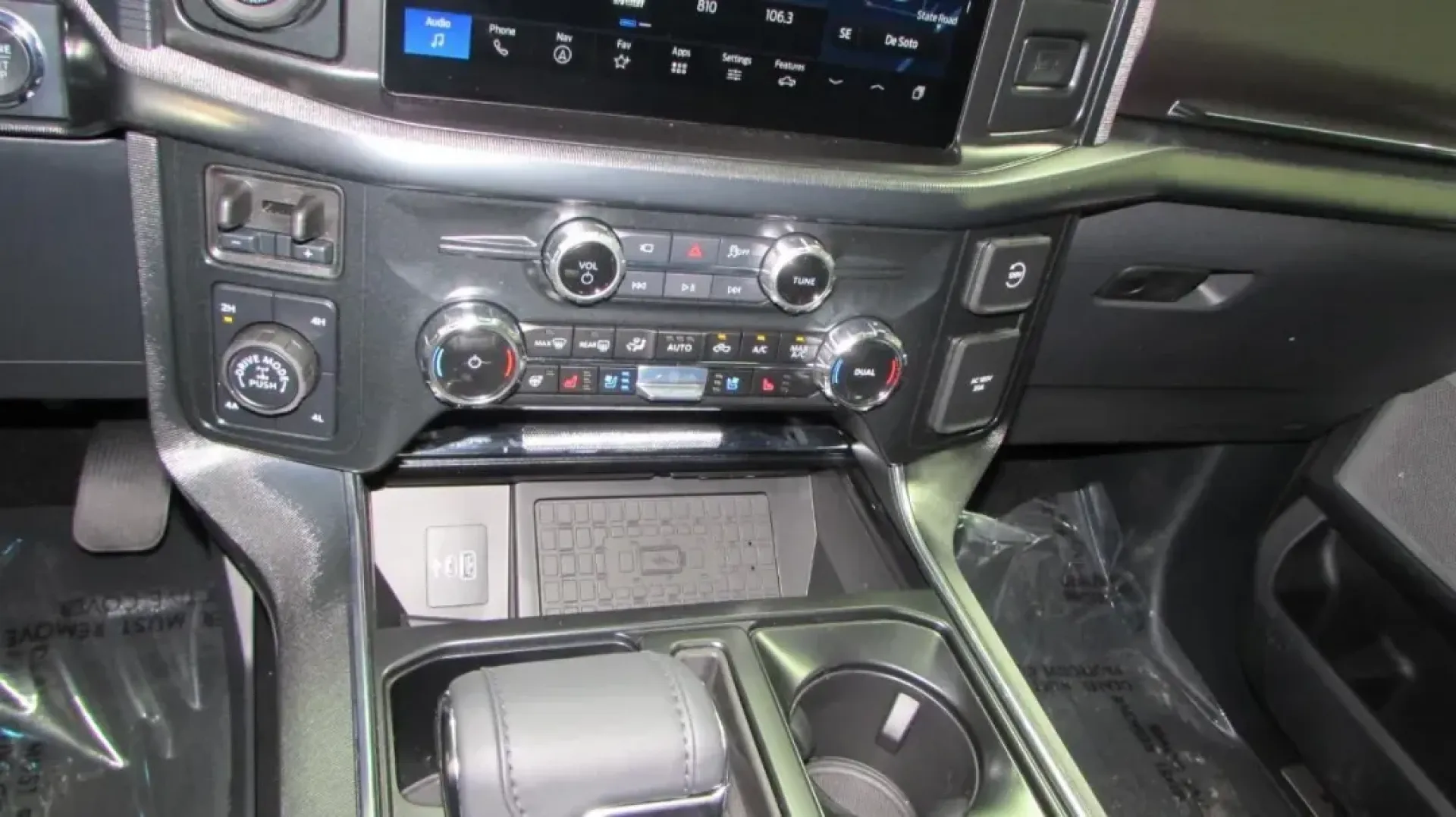 2025 /Smoked Truffle Leather Ford F-150 Platinum (1FTFW7LD4SF) with an 3.5L V6 Turbocharged engine, located at 12836 Highway 21, De Soto, MO, 63020, (636) 337-7777, 38.151867, -90.575615 - **Unleash Adventure with the 2025 Ford F-150 Platinum Your Ultimate Truck Awaits!**<br /> <br /> Looking for a truck that can seamlessly integrate into your active lifestyle? The 2025 Ford F-150 Platinum is not just a vehicle; it's a statement of power, versatility, and style. Perfect for weekend a - Photo#26