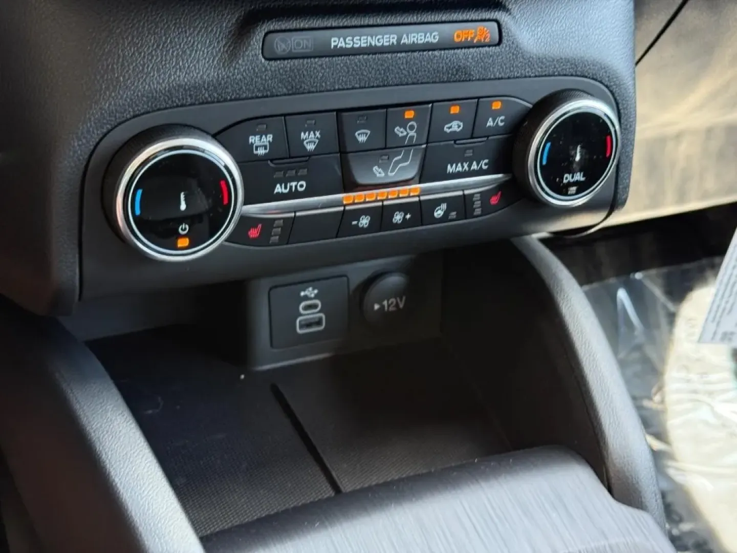 2025 /Ebony Cloth Ford Escape Active (1FMCU0GN8SU) with an 1.5L EcoBoost engine, Automatic transmission, located at 141 Commercial Dr, Fredericktown, MO, 63645, (573) 783-6432, 37.570087, -90.320648 - Elevate your adventures and daily commutes with the stunning 2025 Ford Escape Active, now available at Pettus Ford Fredericktown. This iconic SUV is not just a vehicle; it's a lifestyle companion, perfect for families, commuters, or anyone seeking versatility and style. With its spacious interior an - Photo#12