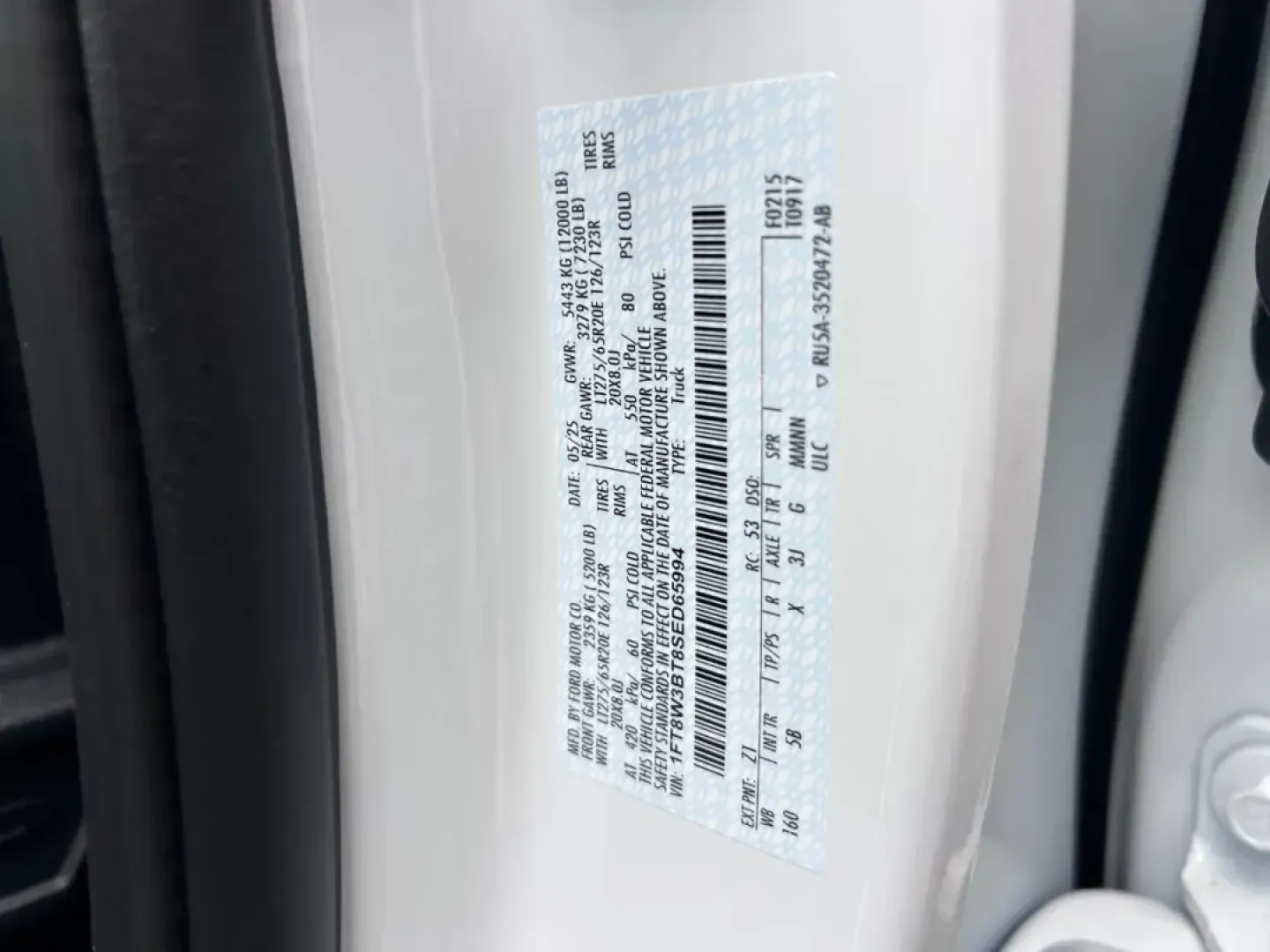 2025 /Black Onyx Leather Ford F-350SD (1FT8W3BT8SE) with an 6.7L Turbocharged engine, located at 141 Commercial Dr, Fredericktown, MO, 63645, (573) 783-6432, 37.570087, -90.320648 - **Conquer the Open Road with the 2025 Ford F-350SD Your Ultimate Trucking Companion!**<br /> <br /> Are you searching for the perfect truck to elevate your weekend adventures or tackle tough jobs? Look no further than the stunning 2025 Ford F-350SD, now available for you at Pettus Ford Fredericktow - Photo#21