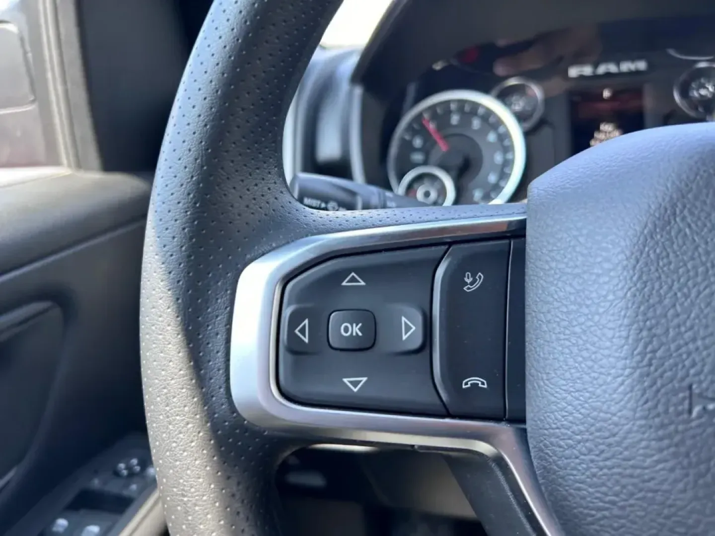2025 /Diesel Gray/Black Cloth Ram 1500 Tradesman (1C6SRFGPXSN) with an 3.0L Straight 6 Turbocharged engine, located at 970 Woodlawn Dr., Farmington, MO, 63640, (573) 431-7800, 37.825642, -90.468674 - Are you ready to elevate your adventures with a truck that seamlessly blends power, comfort, and cutting-edge technology? Look no further than this stunning 2025 Ram 1500 Tradesman currently available at Pettus CDJR Farmington, your trusted OEM dealership located at 970 Woodlawn Drive, Farmington, M - Photo#10