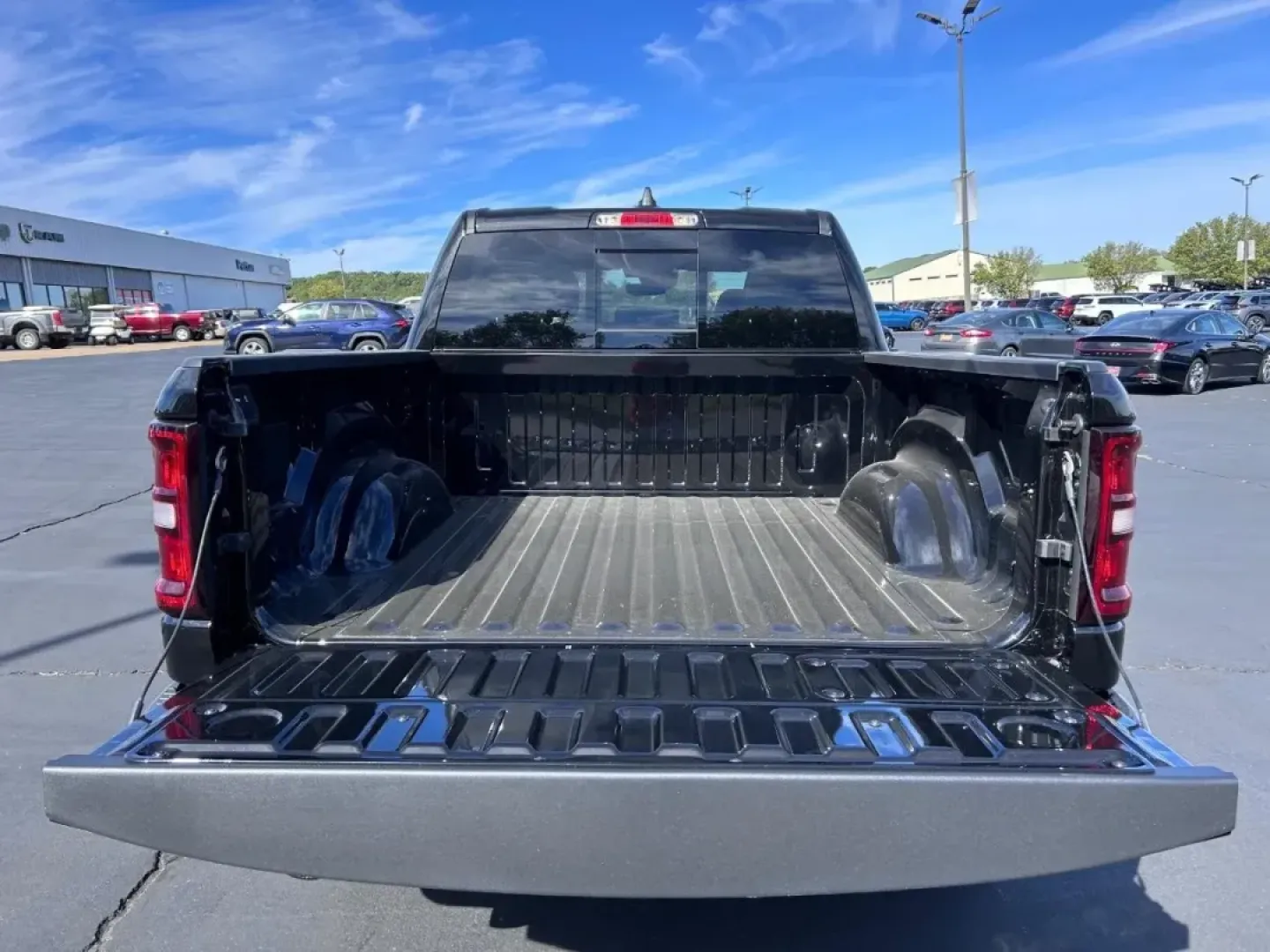 2025 /Black Leather Ram 1500 Laramie (1C6SRFJP4SN) with an 3.0L I6 Hurricane SO Twin Turbo ESS engine, Automatic transmission, located at 970 Woodlawn Dr., Farmington, MO, 63640, (573) 431-7800, 37.825642, -90.468674 - **Elevate Your Adventures with the 2025 Ram 1500 Laramie at Pettus CDJR Farmington!**<br /> <br /> Are you ready to take your lifestyle to the next level? Whether you're a weekend warrior, a growing family, or someone with long commutes, the 2025 Ram 1500 Laramie is designed to meet your every need. - Photo#3