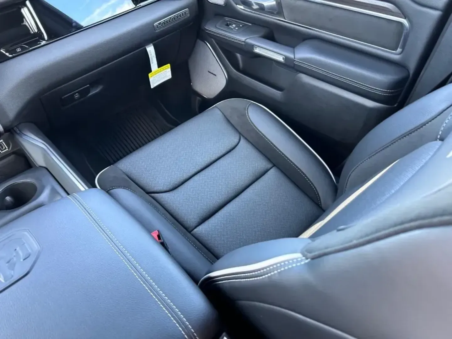 2025 /Black Leather Ram 1500 Laramie (1C6SRFJP4SN) with an 3.0L I6 Hurricane SO Twin Turbo ESS engine, Automatic transmission, located at 970 Woodlawn Dr., Farmington, MO, 63640, (573) 431-7800, 37.825642, -90.468674 - NEW 2025 Ram 1500 Laramie from Pettus CDJR Farmington, Farmington MO. - Photo#15