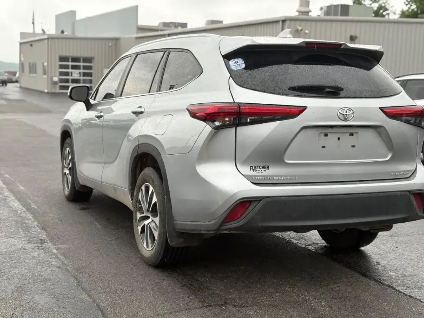 2023 /Black Leather Toyota Highlander XLE (5TDKDRBH1PS) with an Other engine, Automatic transmission, located at 12836 Highway 21, De Soto, MO, 63020, (636) 337-7777, 38.151867, -90.575615 - **Explore the Open Road with the 2023 Toyota Highlander XLE at Pettus Ford De Soto!**<br /> <br /> Are you ready to elevate your family adventures or daily commutes? Look no further than the stunning **2023 Toyota Highlander XLE**, now available at **Pettus Ford De Soto**, your trusted OEM dealershi - Photo#1