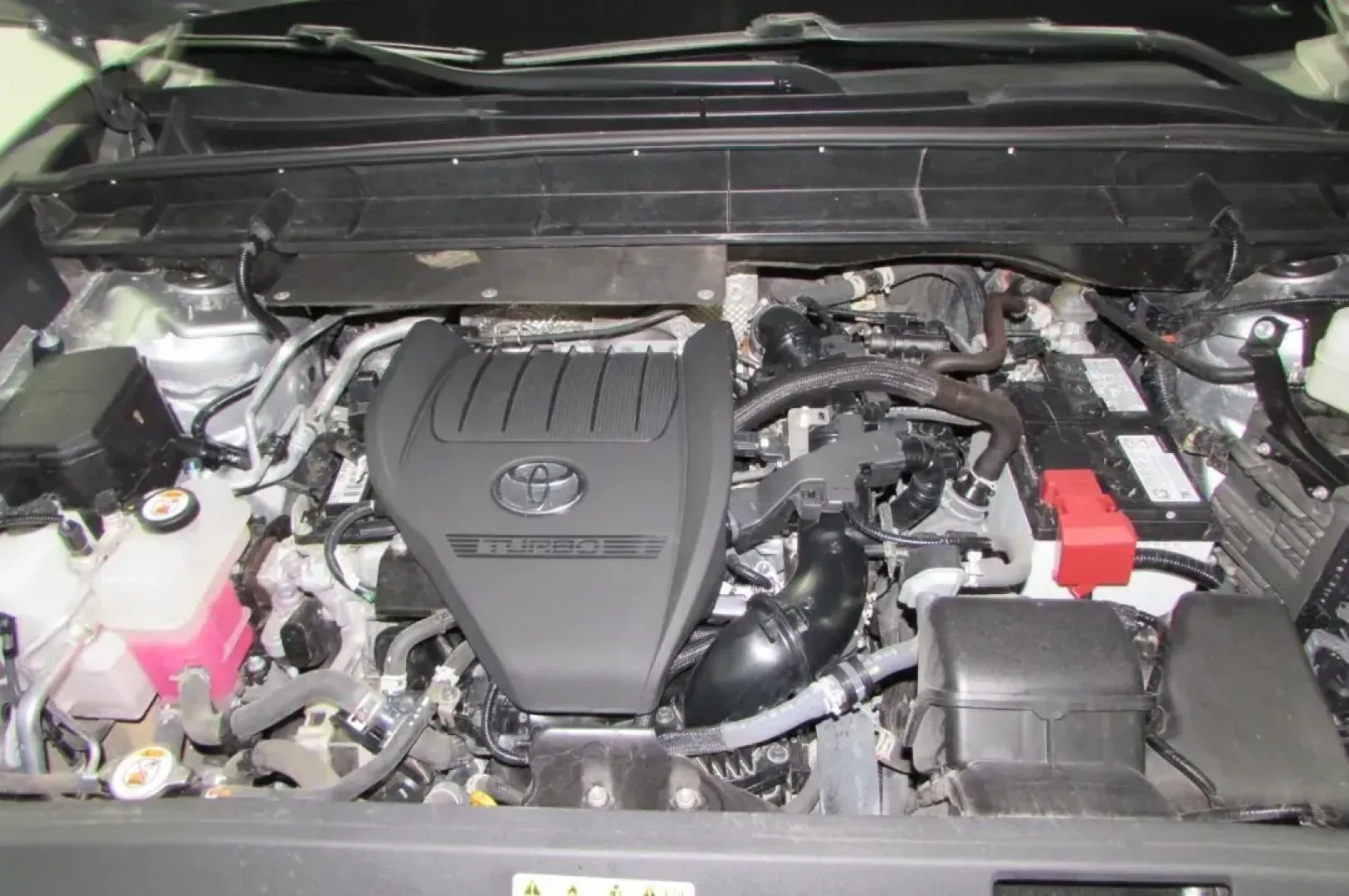 2023 /Black Leather Toyota Highlander XLE (5TDKDRBH1PS) with an Other engine, Automatic transmission, located at 12836 Highway 21, De Soto, MO, 63020, (636) 337-7777, 38.151867, -90.575615 - **Explore the Open Road with the 2023 Toyota Highlander XLE at Pettus Ford De Soto!**<br /> <br /> Are you ready to elevate your family adventures or daily commutes? Look no further than the stunning **2023 Toyota Highlander XLE**, now available at **Pettus Ford De Soto**, your trusted OEM dealershi - Photo#8