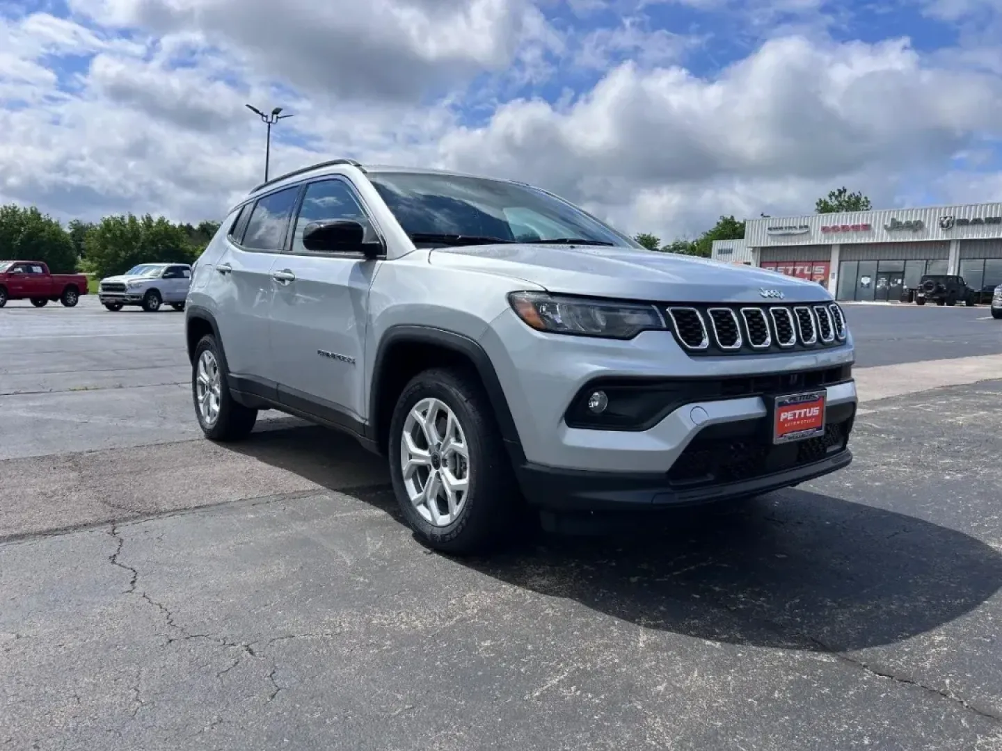 2025 /Black Leather Trimmed Jeep Compass Latitude (3C4NJDBN1ST) with an 2.0L I4 DOHC DI Turbo engine, Automatic transmission, located at 970 Woodlawn Dr., Farmington, MO, 63640, (573) 431-7800, 37.825642, -90.468674 - NEW 2025 Jeep Compass Latitude from Pettus CDJR Farmington, Farmington MO. - Photo#0