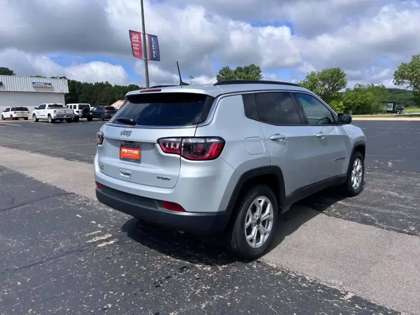 2025 /Black Leather Trimmed Jeep Compass Latitude (3C4NJDBN1ST) with an 2.0L I4 DOHC DI Turbo engine, Automatic transmission, located at 970 Woodlawn Dr., Farmington, MO, 63640, (573) 431-7800, 37.825642, -90.468674 - NEW 2025 Jeep Compass Latitude from Pettus CDJR Farmington, Farmington MO. - Photo#2