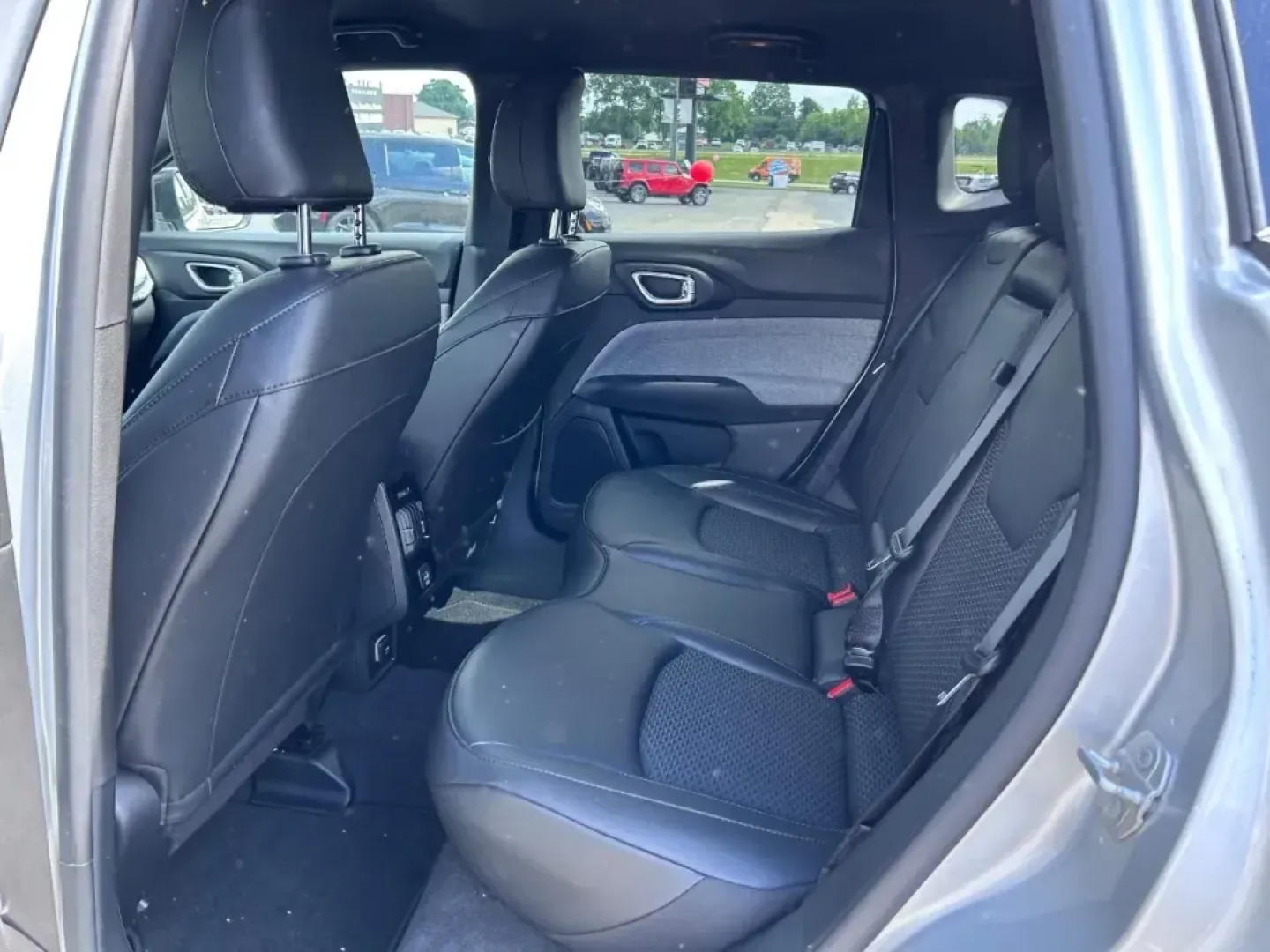2025 /Black Leather Trimmed Jeep Compass Latitude (3C4NJDBN1ST) with an 2.0L I4 DOHC DI Turbo engine, Automatic transmission, located at 970 Woodlawn Dr., Farmington, MO, 63640, (573) 431-7800, 37.825642, -90.468674 - NEW 2025 Jeep Compass Latitude from Pettus CDJR Farmington, Farmington MO. - Photo#8