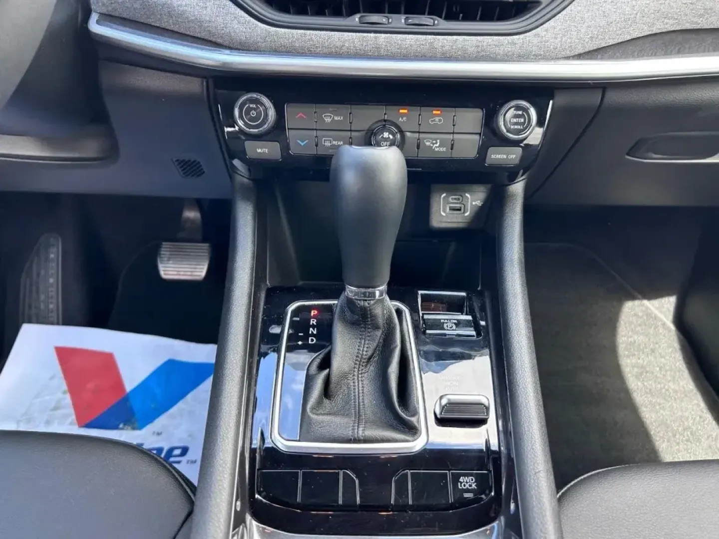 2025 /Black Leather Trimmed Jeep Compass Latitude (3C4NJDBN1ST) with an 2.0L I4 DOHC DI Turbo engine, Automatic transmission, located at 970 Woodlawn Dr., Farmington, MO, 63640, (573) 431-7800, 37.825642, -90.468674 - NEW 2025 Jeep Compass Latitude from Pettus CDJR Farmington, Farmington MO. - Photo#15
