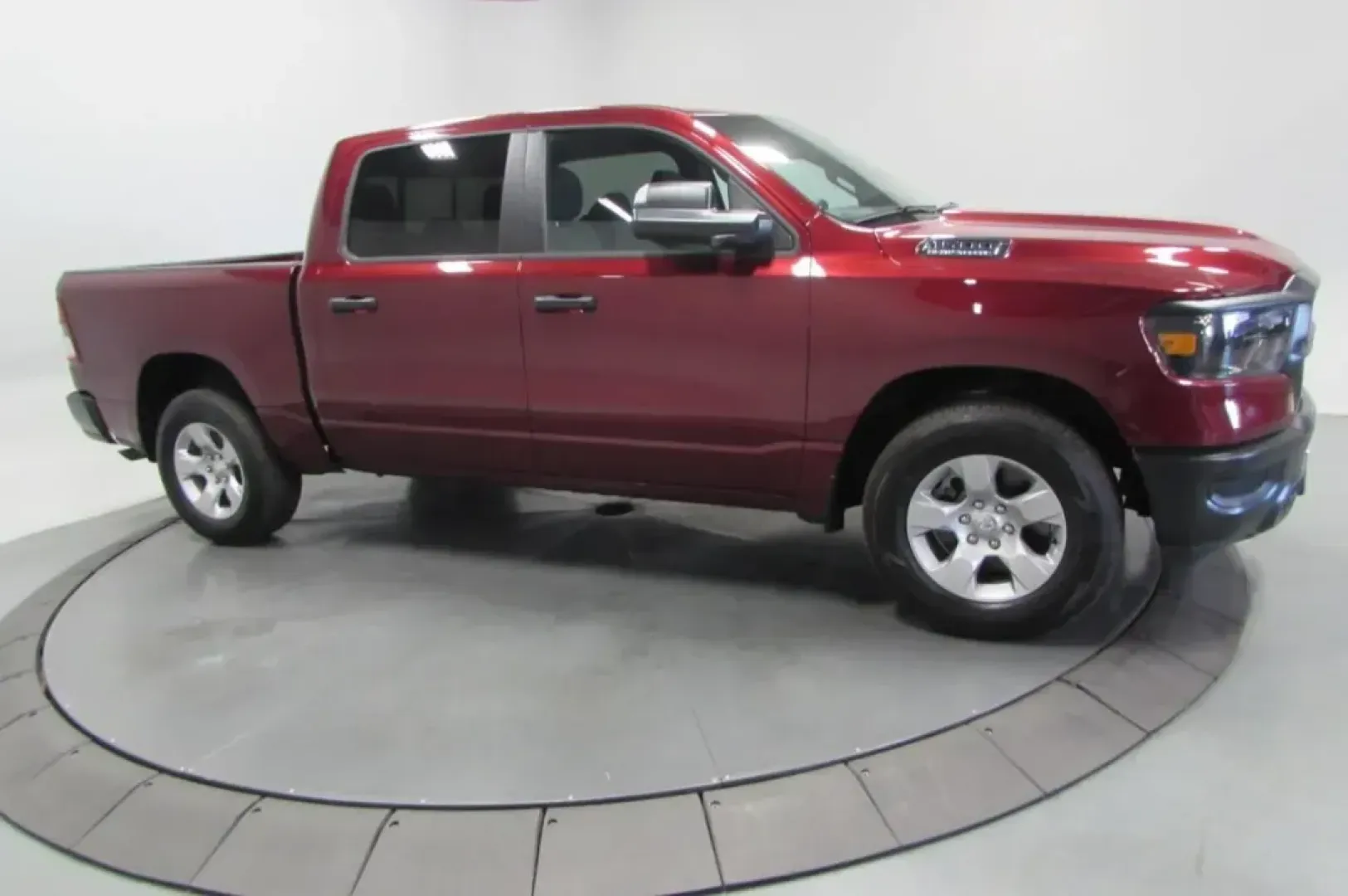 2023 /Diesel Gray/Black Cloth Ram 1500 Tradesman (1C6RREGT7PN) with an Other engine, located at 12830 Highway 21, De Soto, MO, 63020, (636) 337-7777, 38.153099, -90.573624 - Discover the perfect blend of power and efficiency with this stunning 2023 Ram 1500 Tradesman, available now at Pettus CDJR DeSoto! Whether you're hauling equipment for work, embarking on weekend adventures, or simply navigating your daily commute, this robust truck is designed to elevate your lifes - Photo#2