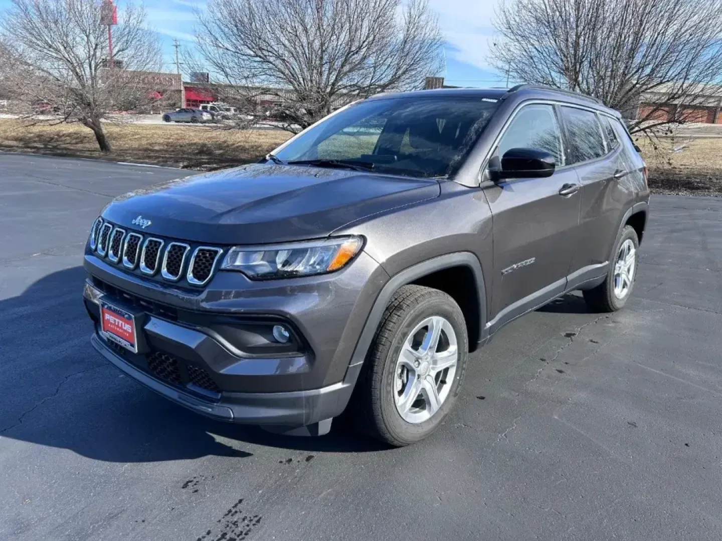 2024 /Black Leather Trimmed Jeep Compass Latitude (3C4NJDBN7RT) with an 2.0L I4 DOHC DI Turbo engine, Automatic transmission, located at 970 Woodlawn Dr., Farmington, MO, 63640, (573) 431-7800, 37.825642, -90.468674 - **Adventure Awaits with the 2024 Jeep Compass Latitude Perfect for Your Next Journey!**<br /> <br /> Are you ready to elevate your driving experience? The 2024 Jeep Compass Latitude is not just a vehicle; it's your passport to adventure, making it perfect for weekend getaways, daily commutes, and e - Photo#6