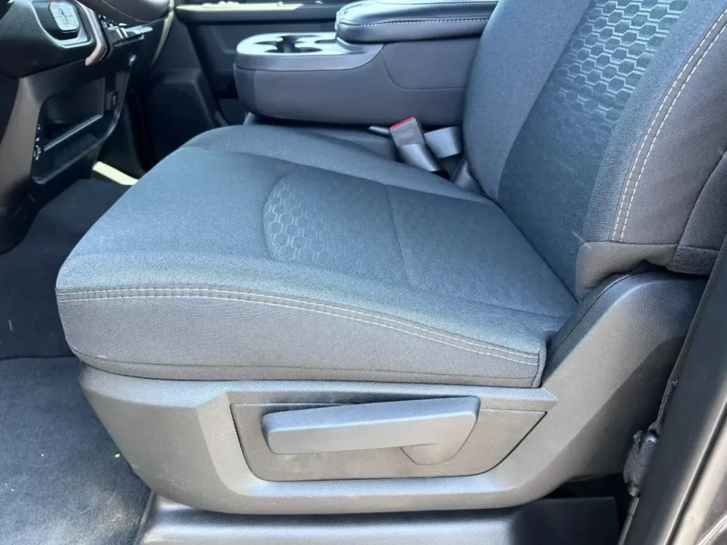 2025 /Diesel Gray/Black Cloth Ram 2500 Tradesman (3C6UR5CL4SG) with an Straight 6 Turbocharged Diesel engine, located at 970 Woodlawn Dr., Farmington, MO, 63640, (573) 431-7800, 37.825642, -90.468674 - **Unleash Your Adventurous Spirit with the 2025 Ram 2500 Tradesman Perfect for Work and Play!**<br /> <br /> Are you ready to elevate your driving experience? The 2025 Ram 2500 Tradesman is not just a truck; it's the ultimate companion for both work and leisure. Whether you're hauling equipment for - Photo#18
