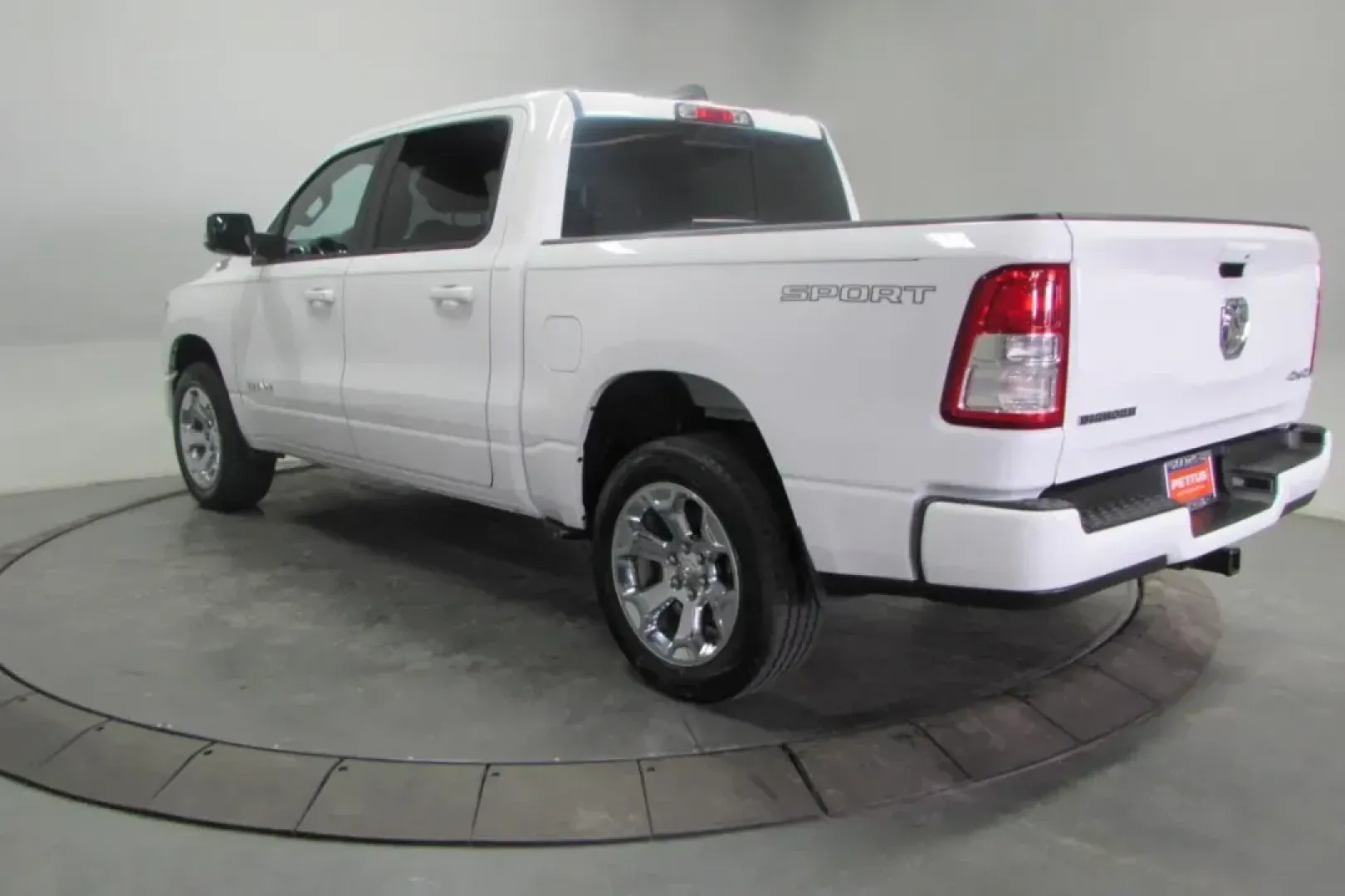 2023 /Diesel Gray/Black Cloth Ram 1500 Big Horn/Lone Star (1C6RRFFG0PN) with an Other engine, located at 12836 Highway 21, De Soto, MO, 63020, (636) 337-7777, 38.151867, -90.575615 - **Discover Your Next Adventure with the 2023 Ram 1500 Big Horn/Lone Star!** <br /> <br /> Are you looking for the perfect blend of power and comfort for your next family road trip or weekend adventure? Look no further than this stunning **2023 Ram 1500 Big Horn/Lone Star**, now available at **Pettus - Photo#3