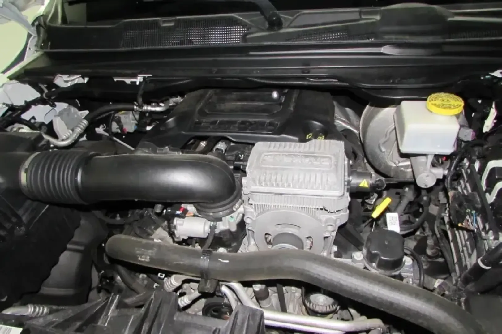 2023 /Black Ram 1500 Limited (1C6SRFHT2PN) with an 5.7L V8 OHV 16V engine, 8A transmission, located at 12830 Highway 21, De Soto, MO, 63020, (636) 337-7777, 38.153099, -90.573624 - **2023 Ram 1500 Limited: Your Ultimate Truck for Adventure and Daily Life!**<br /> <br /> Are you ready to elevate your driving experience? Whether you're hauling gear for a weekend getaway, tackling your daily commute, or managing family errands, the 2023 Ram 1500 Limited is designed to enhance you - Photo#8