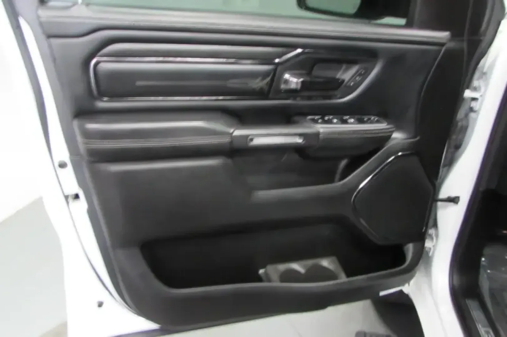 2023 /Black Ram 1500 Limited (1C6SRFHT2PN) with an 5.7L V8 OHV 16V engine, 8A transmission, located at 12830 Highway 21, De Soto, MO, 63020, (636) 337-7777, 38.153099, -90.573624 - **2023 Ram 1500 Limited: Your Ultimate Truck for Adventure and Daily Life!**<br /> <br /> Are you ready to elevate your driving experience? Whether you're hauling gear for a weekend getaway, tackling your daily commute, or managing family errands, the 2023 Ram 1500 Limited is designed to enhance you - Photo#13