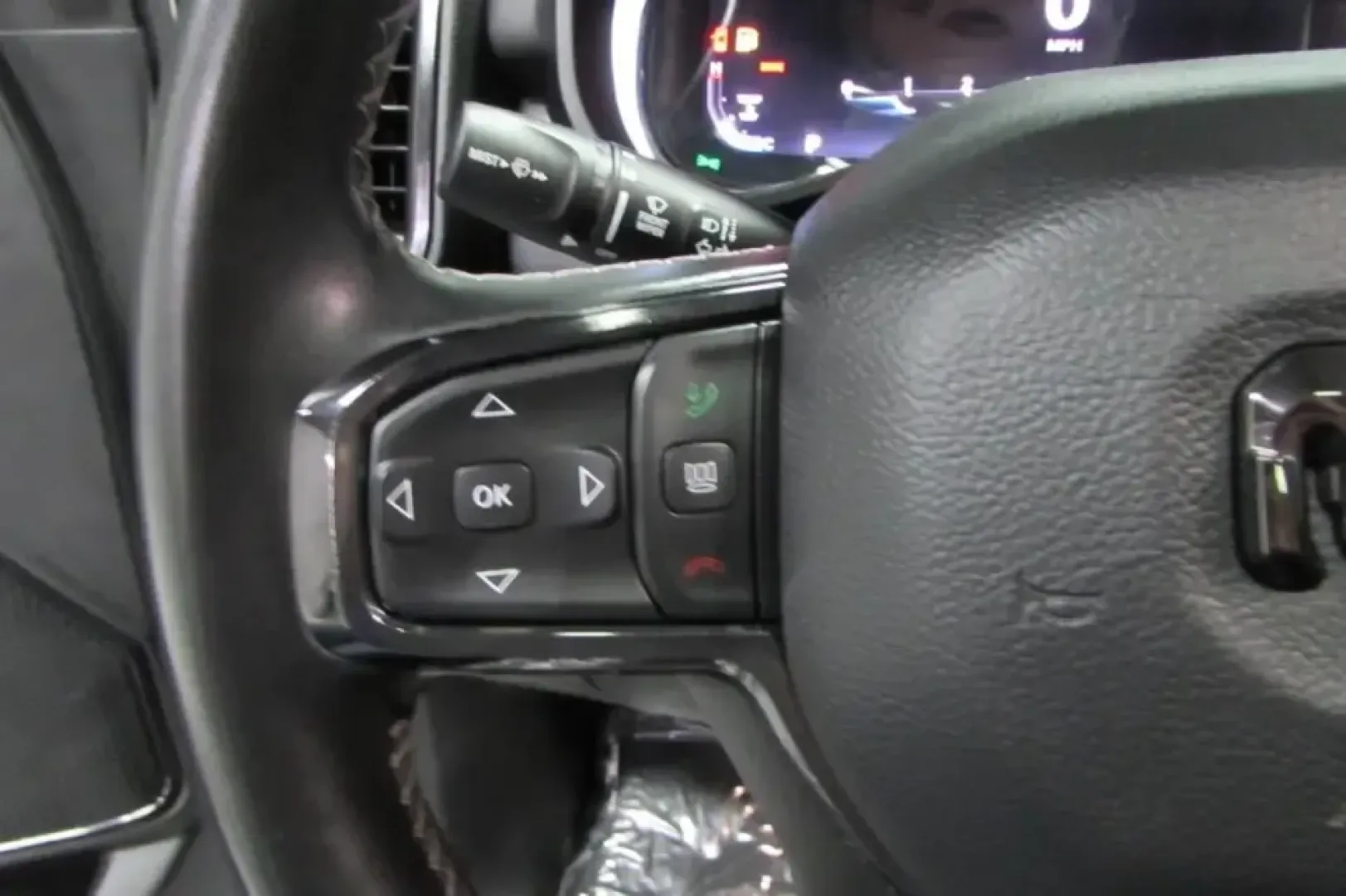 2023 /Black Ram 1500 Limited (1C6SRFHT2PN) with an 5.7L V8 OHV 16V engine, 8A transmission, located at 12830 Highway 21, De Soto, MO, 63020, (636) 337-7777, 38.153099, -90.573624 - **2023 Ram 1500 Limited: Your Ultimate Truck for Adventure and Daily Life!**<br /> <br /> Are you ready to elevate your driving experience? Whether you're hauling gear for a weekend getaway, tackling your daily commute, or managing family errands, the 2023 Ram 1500 Limited is designed to enhance you - Photo#17