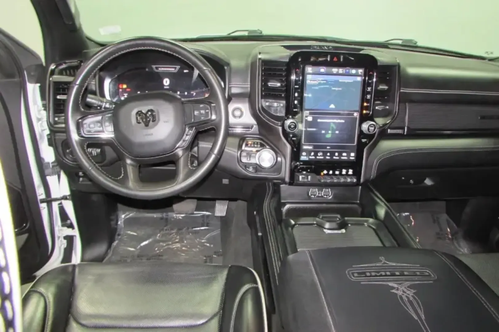 2023 /Black Ram 1500 Limited (1C6SRFHT2PN) with an 5.7L V8 OHV 16V engine, 8A transmission, located at 12830 Highway 21, De Soto, MO, 63020, (636) 337-7777, 38.153099, -90.573624 - **2023 Ram 1500 Limited: Your Ultimate Truck for Adventure and Daily Life!**<br /> <br /> Are you ready to elevate your driving experience? Whether you're hauling gear for a weekend getaway, tackling your daily commute, or managing family errands, the 2023 Ram 1500 Limited is designed to enhance you - Photo#26
