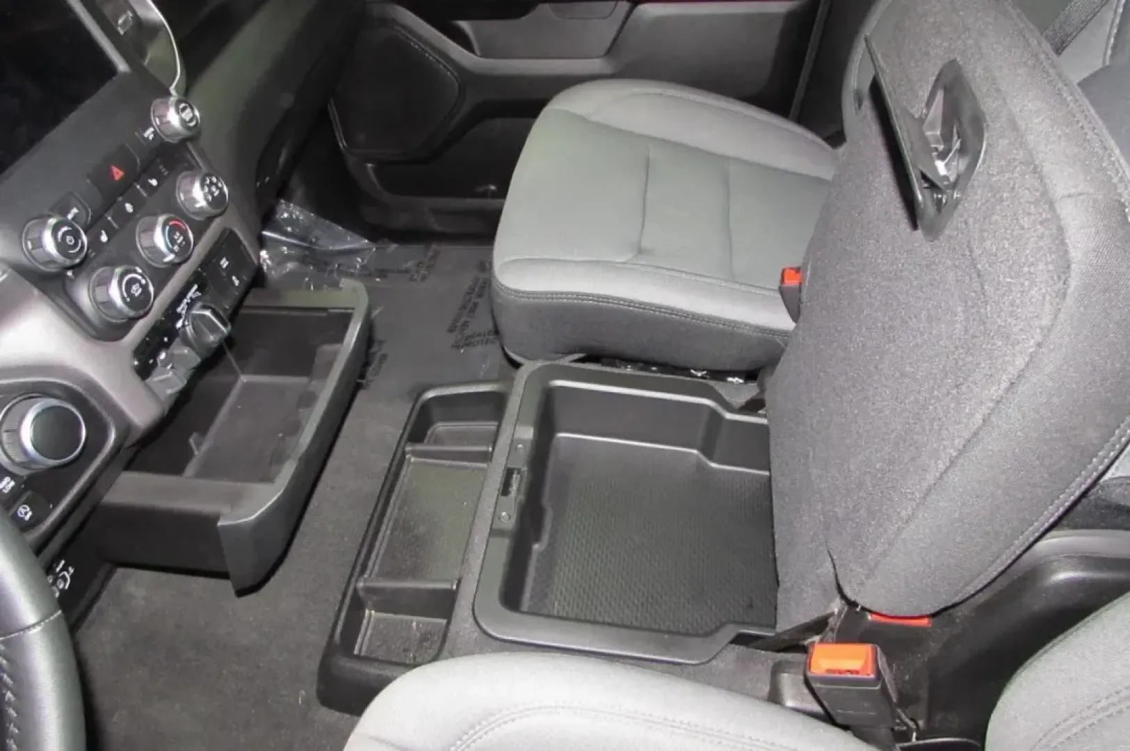 2023 /Diesel Gray/Black Cloth Ram 1500 Big Horn/Lone Star (1C6RRFFG0PN) with an Other engine, located at 12830 Highway 21, De Soto, MO, 63020, (636) 337-7777, 38.153099, -90.573624 - **Unleash Adventure with the 2023 Ram 1500 Big Horn/Lone Star at Pettus CDJR DeSoto!**<br /> <br /> Are you ready to elevate your lifestyle with a vehicle that's equally adept at tackling your daily commute and weekend adventures? Look no further than this stunning 2023 Ram 1500 Big Horn/Lone Star, - Photo#13