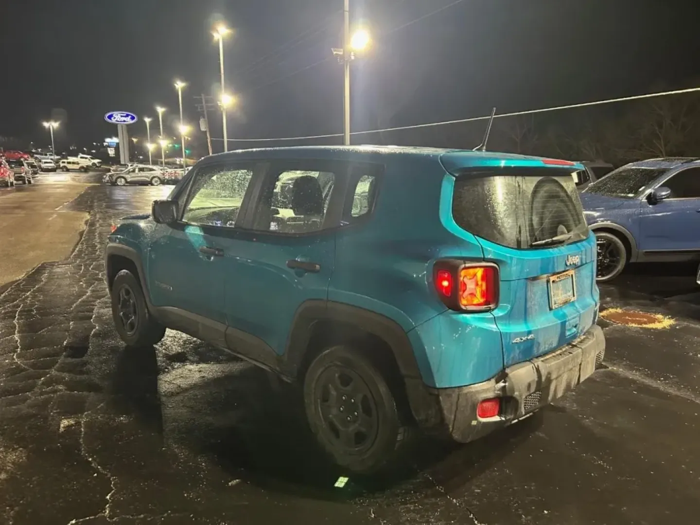 2020 /Black Jeep Renegade Sport (ZACNJBAB9LP) with an 2.4L L4 DOHC 16V engine, Automatic transmission, located at 12836 Highway 21, De Soto, MO, 63020, (636) 337-7777, 38.151867, -90.575615 - **Unleash Your Adventurous Spirit with the 2020 Jeep Renegade at Pettus Ford De Soto!**<br /> <br /> Are you ready to elevate your weekend getaways and daily commutes? The 2020 Jeep Renegade, now available at Pettus Ford De Soto, is your perfect partner for both thrilling adventures and everyday pra - Photo#29