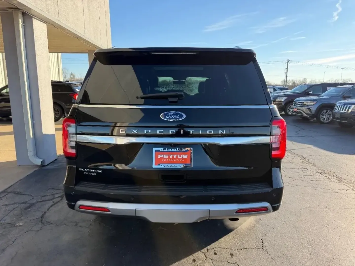 2023 /Black Onyx Leather Ford Expedition Platinum (1FMJU1M80PE) with an 3.5L EcoBoost V6 engine, Automatic transmission, located at 141 Commercial Dr, Fredericktown, MO, 63645, (573) 783-6432, 37.570087, -90.320648 - **Elevate Your Adventures with the 2023 Ford Expedition Platinum - Perfect for Family Journeys!**<br /> <br /> Are you looking for the ultimate family SUV that can handle everything from school drop-offs to weekend getaways? The 2023 Ford Expedition Platinum at Pettus Ford De Soto in De Soto, MO, is - Photo#3